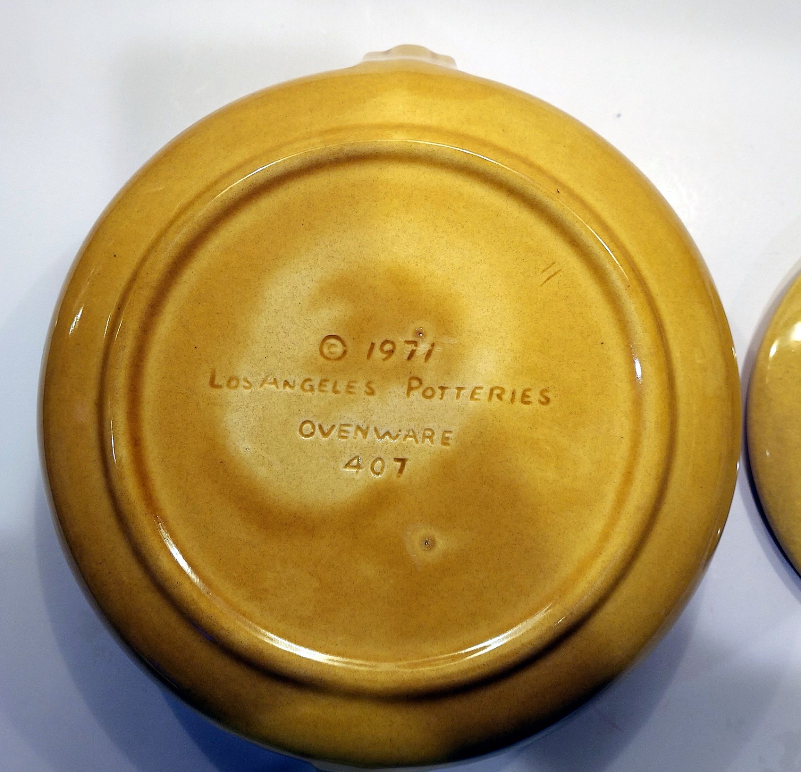1971 Los Angeles Potteries Ovenware #407 Harvest Gold w/Mushrooms/Carrots Tureen