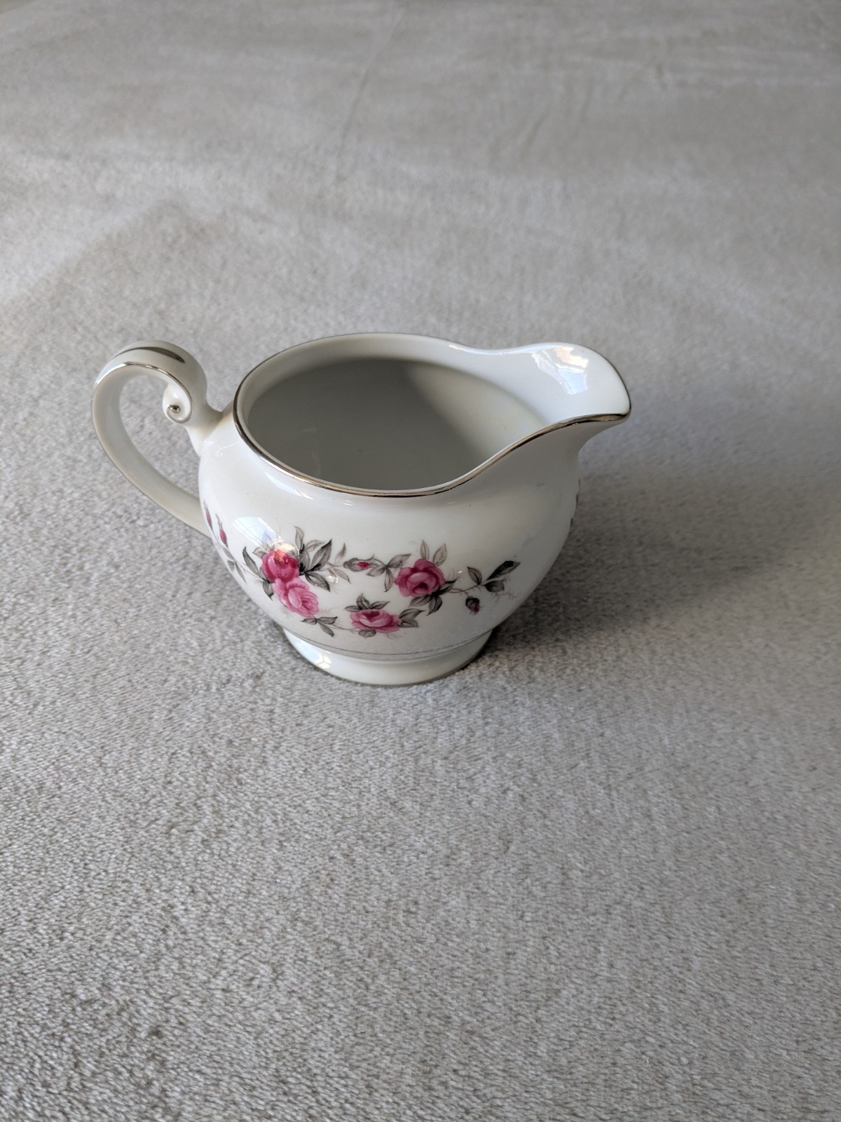 Kyoto Rose Garland Creamer 8047 Fine China Japan