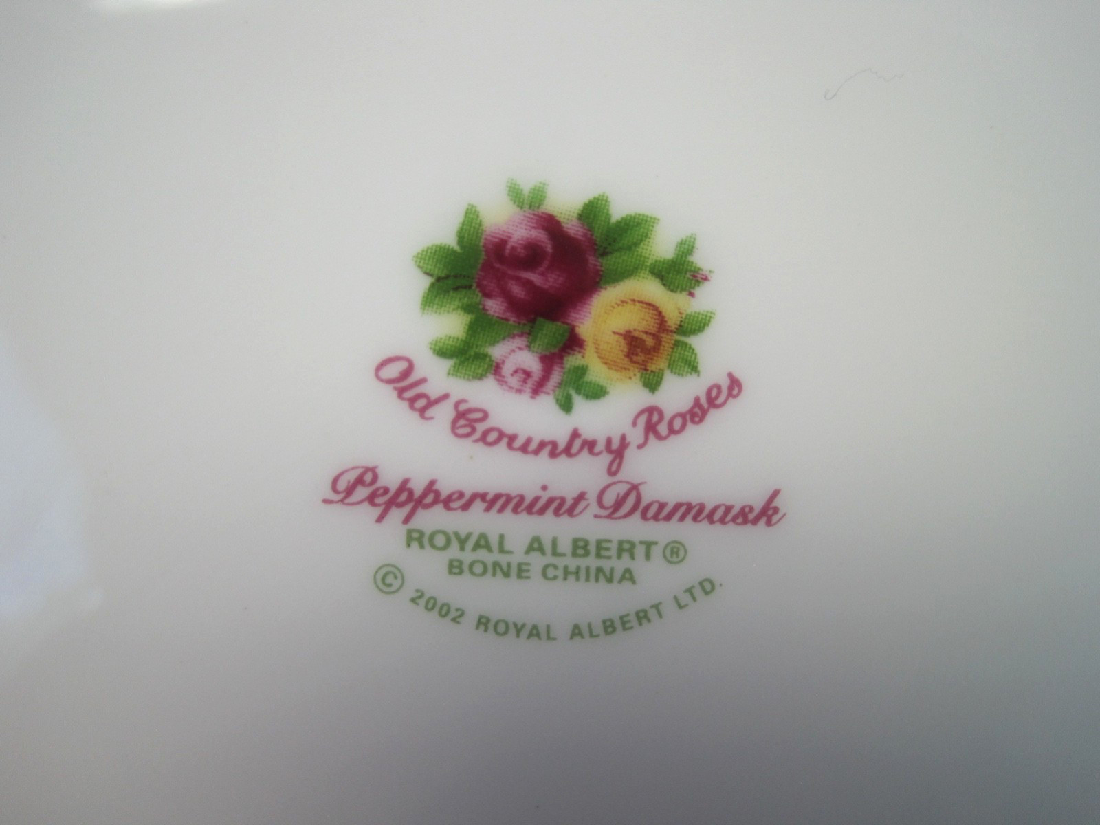 Royal Albert Bone Peppermint Dumask Salad Plates 8″ D Excellent