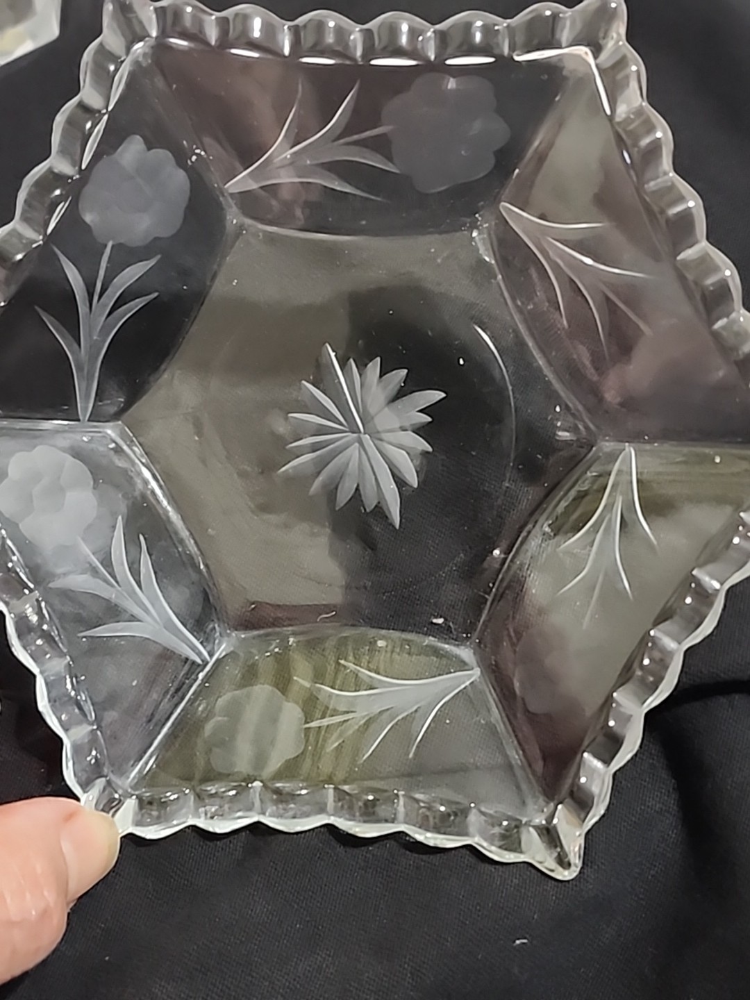 VTG FLORAL Etched GLASS Mayo Bowl Set Ladle Underplate SCALLOPED Hexagon Nice