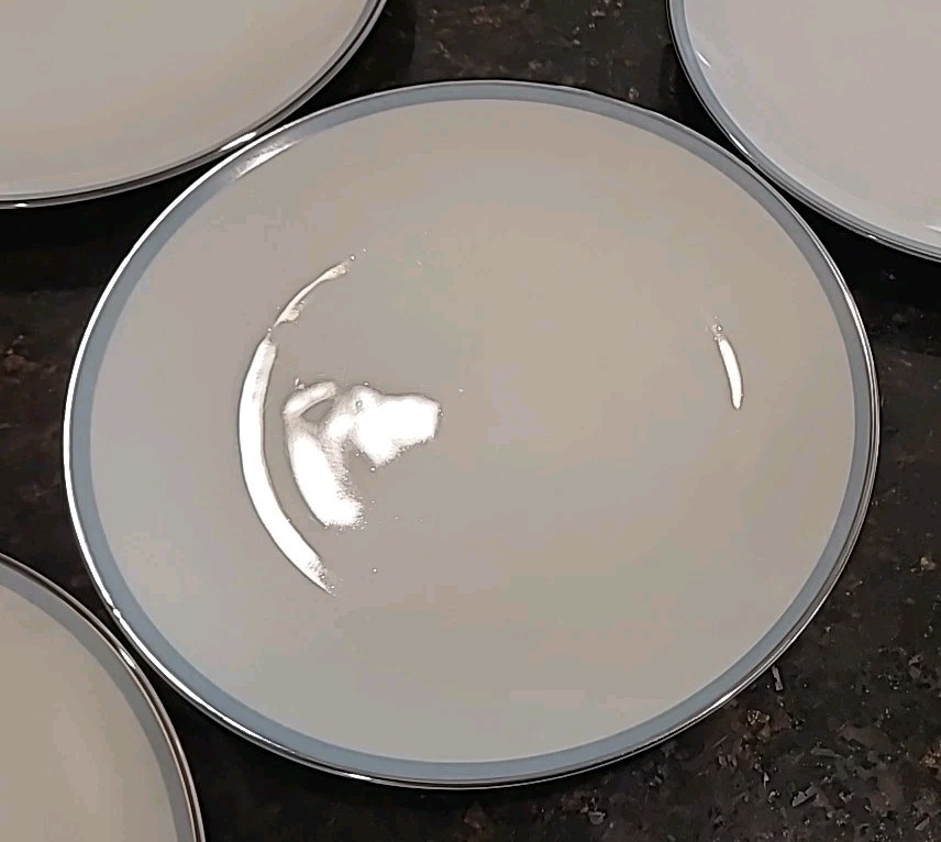 SET (8) Noritake China BLUETONE 8 1/8″ Salad Plates 6379 Japan. Blue, Platinum