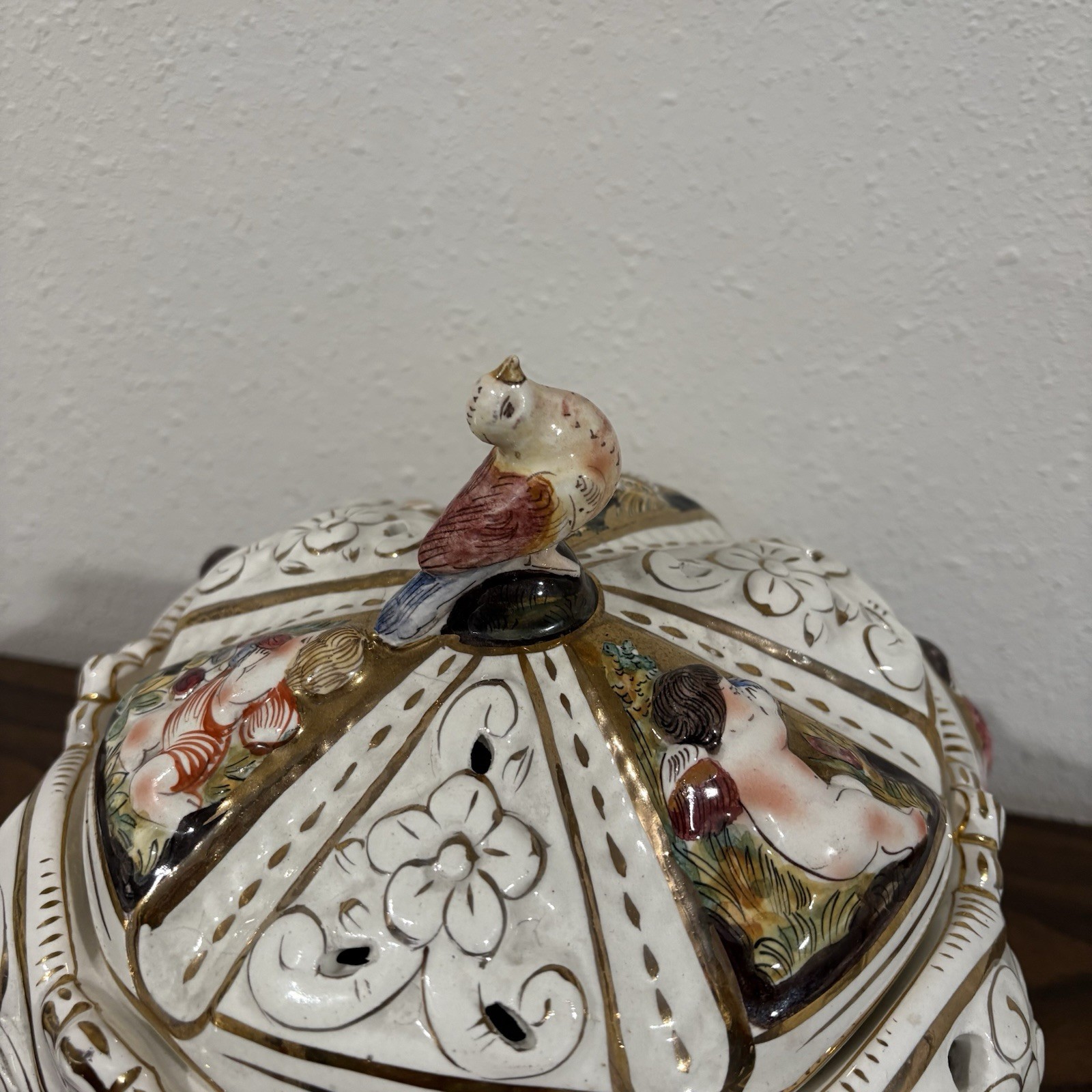 Capodimonte Porcelain Cherubs Candy Dish Bowl & Plate Lidded Footed 1366 Angels