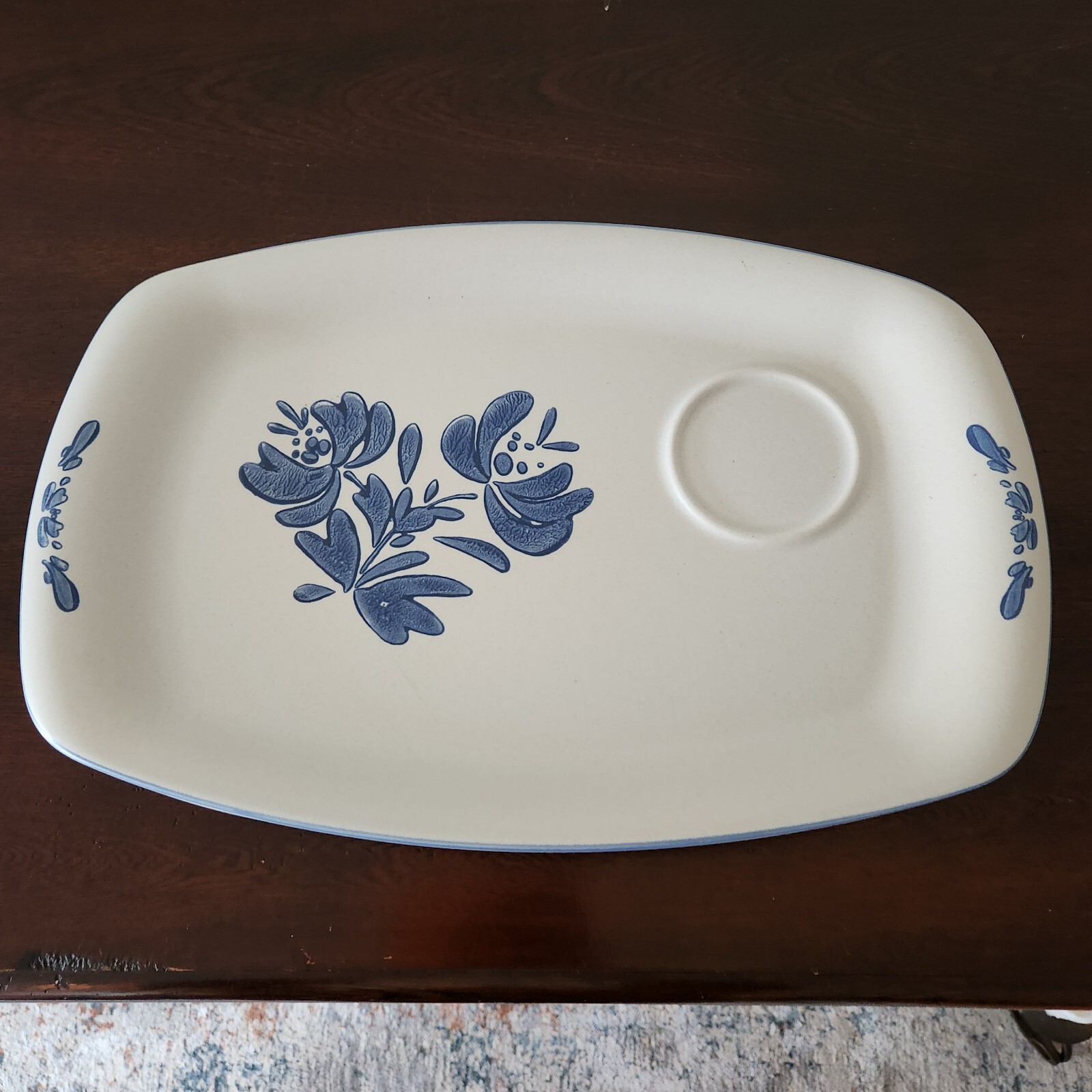 Pfaltzgraff Yorktowne 3 Serving Platters, Home Dining, Collectible Dishware