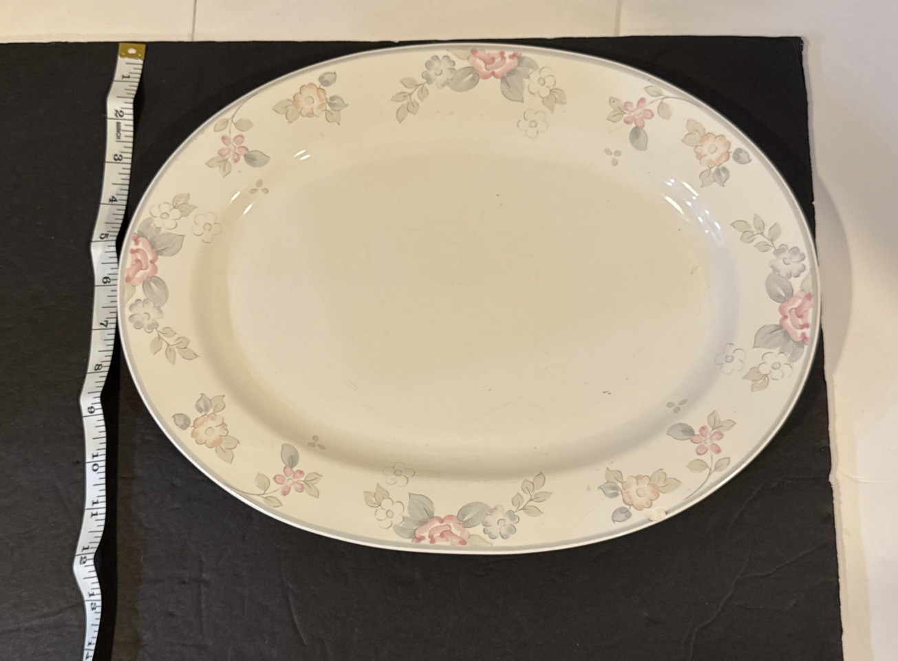 Pfaltzgraff Wyndham Serving Platter 14” Dish Stoneware Beige Floral Design