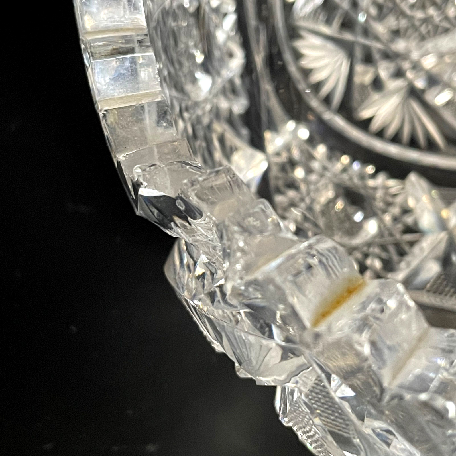 American Brilliant Cut Antique Sawtooth Scalloped Edge Lead Glass Star Bowl 8”
