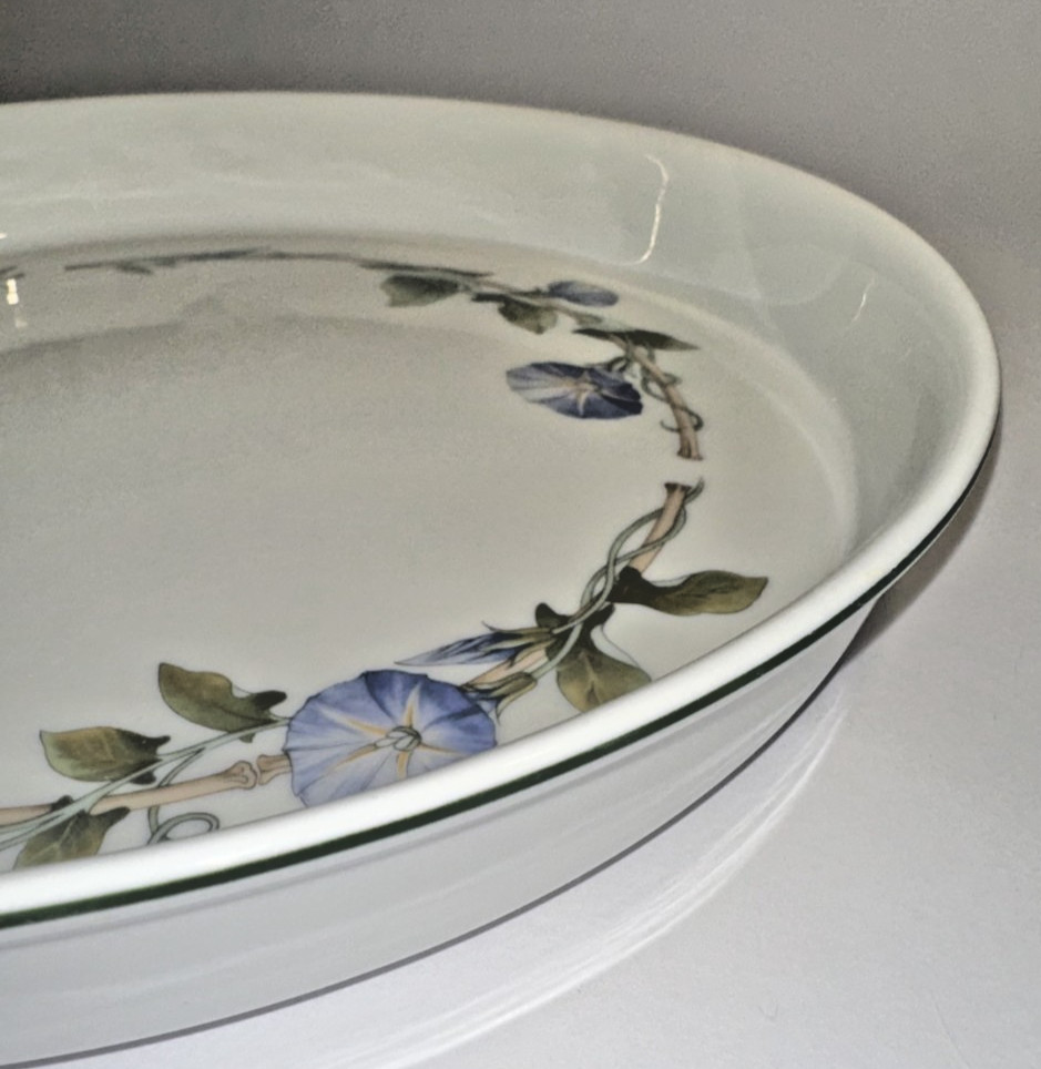 Wedgwood Blue Delphi Quiche / Pizza / Cake Serving Dish 11″ x 1.5″ England 1994