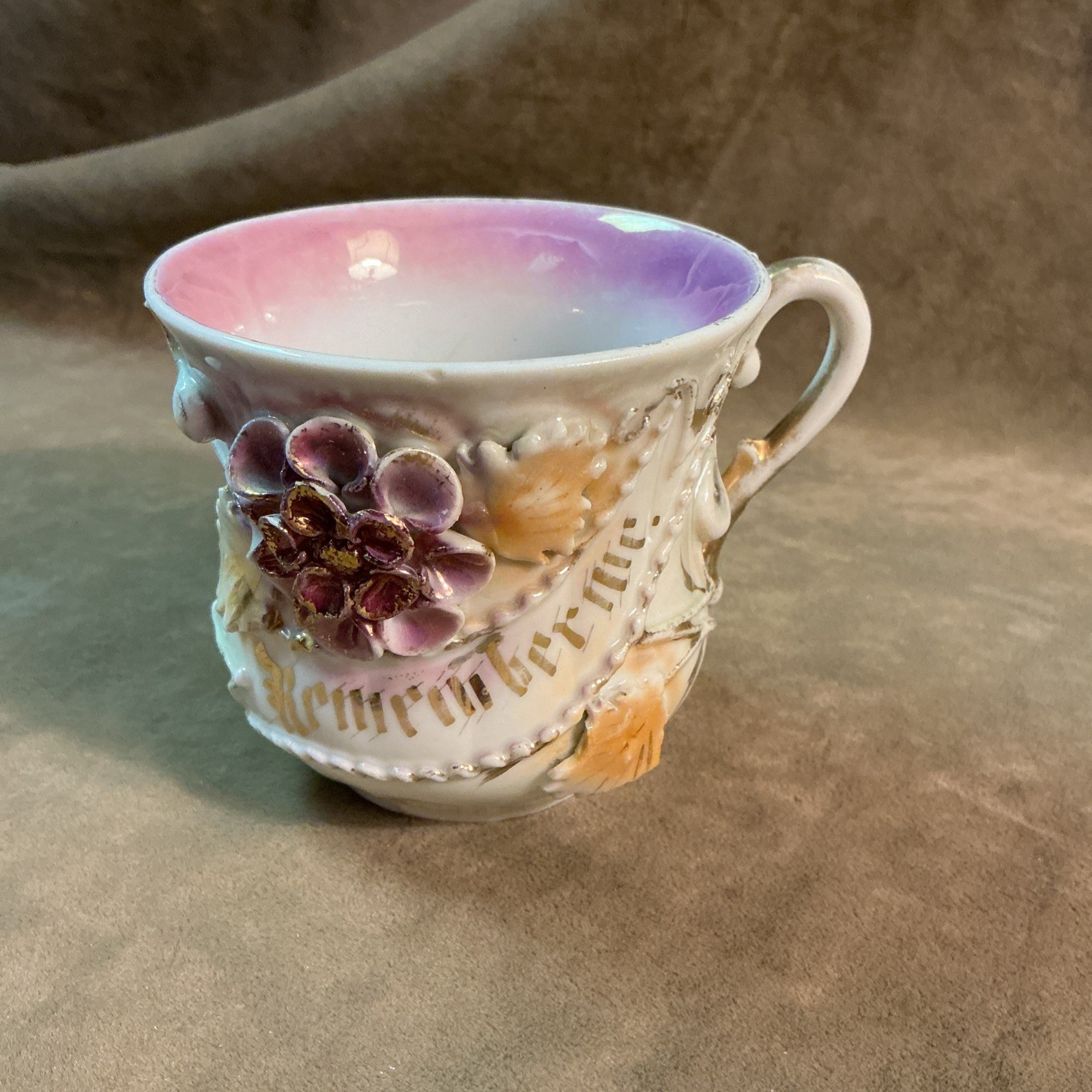 Victorian lusterware remember me hand decorated airbrush floral pattern mug cup