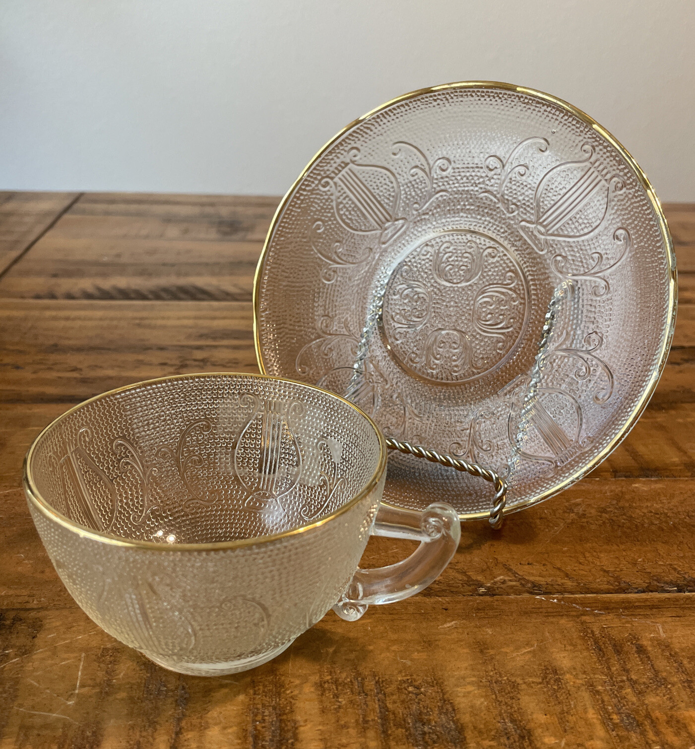 4 Jeannette HARP CRYSTAL ” CUPS & SAUCERS * 4 Ashtrays/coasters & 4 Salad Plates