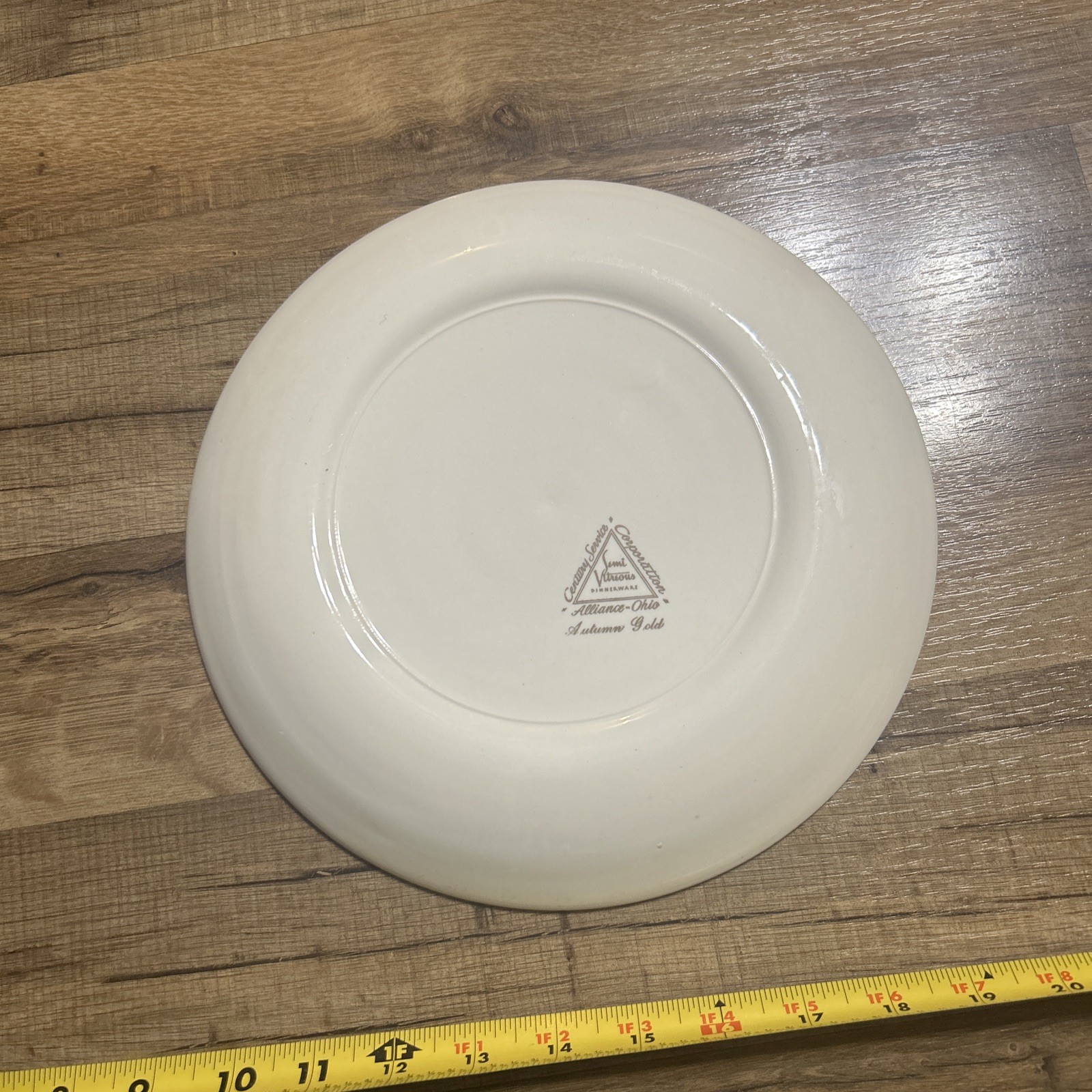 Vintage Autumn Gold 10″ Dinner Plate Yellow Wheat Century Service Corp Ohio