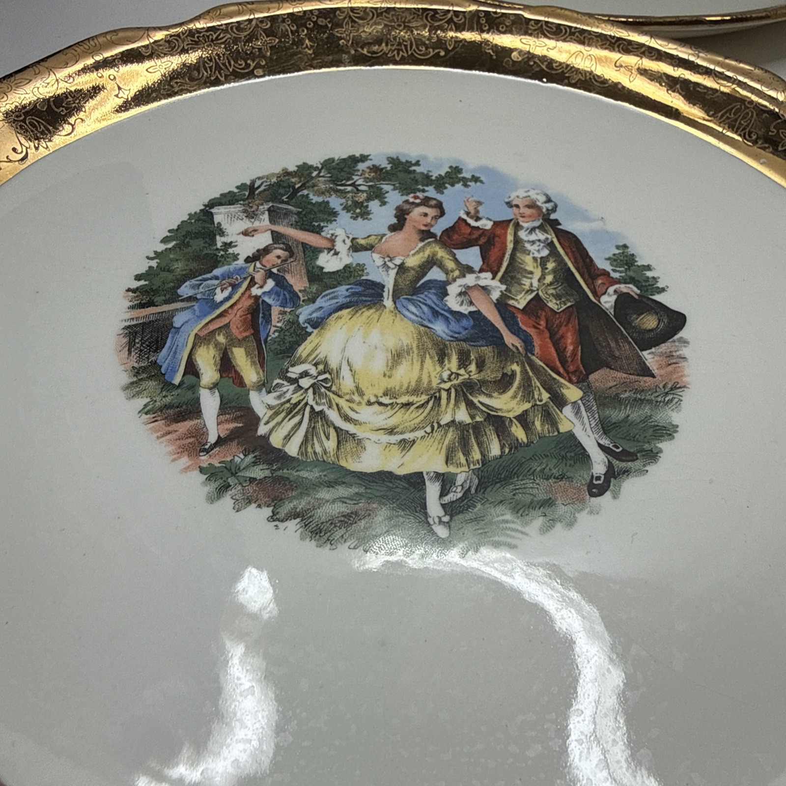 Vintage Sabin CREST-O-GOLD 22kGold Warranted 9In 4 Plates 5In 1 Bowl, Cup Saucer