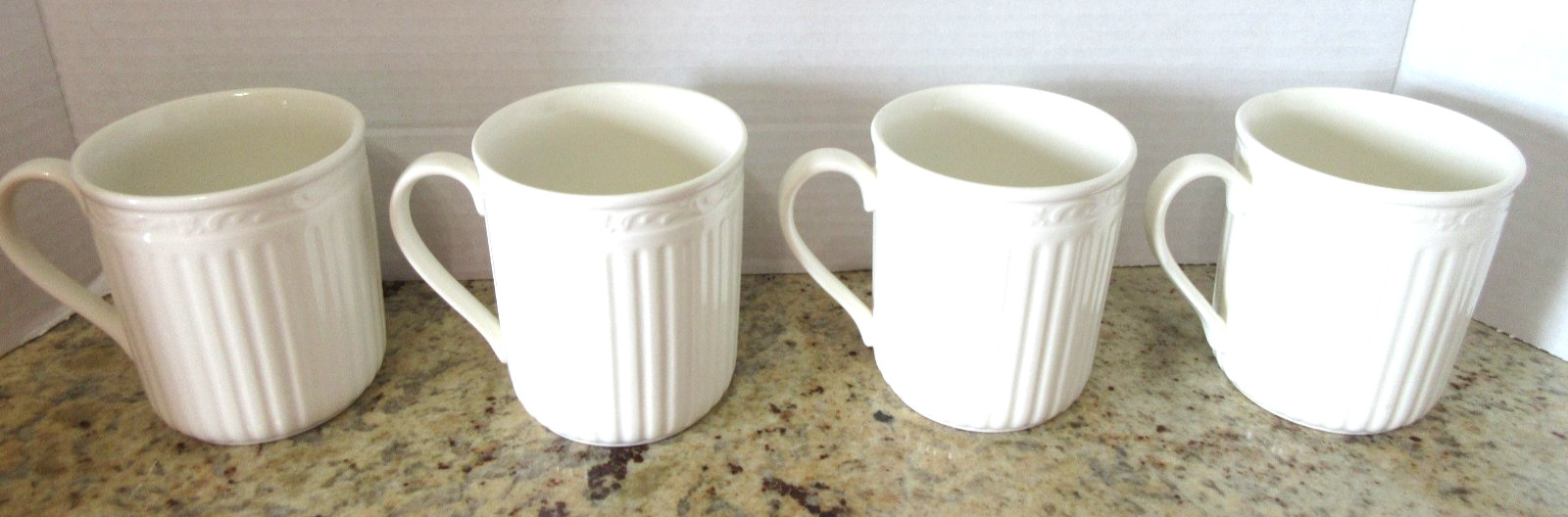 ITALIAN COUNTRYSIDE Mikasa 4 Mugs- 3 ¾” High Excellent Condition (2 Sets)