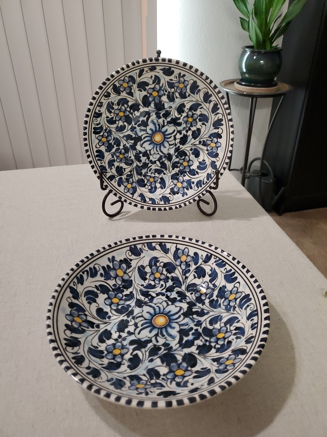2 Ceramiche Italia Handworked Pasta Soup Salad Bowl Plate 9″ Italy Blue Yellow