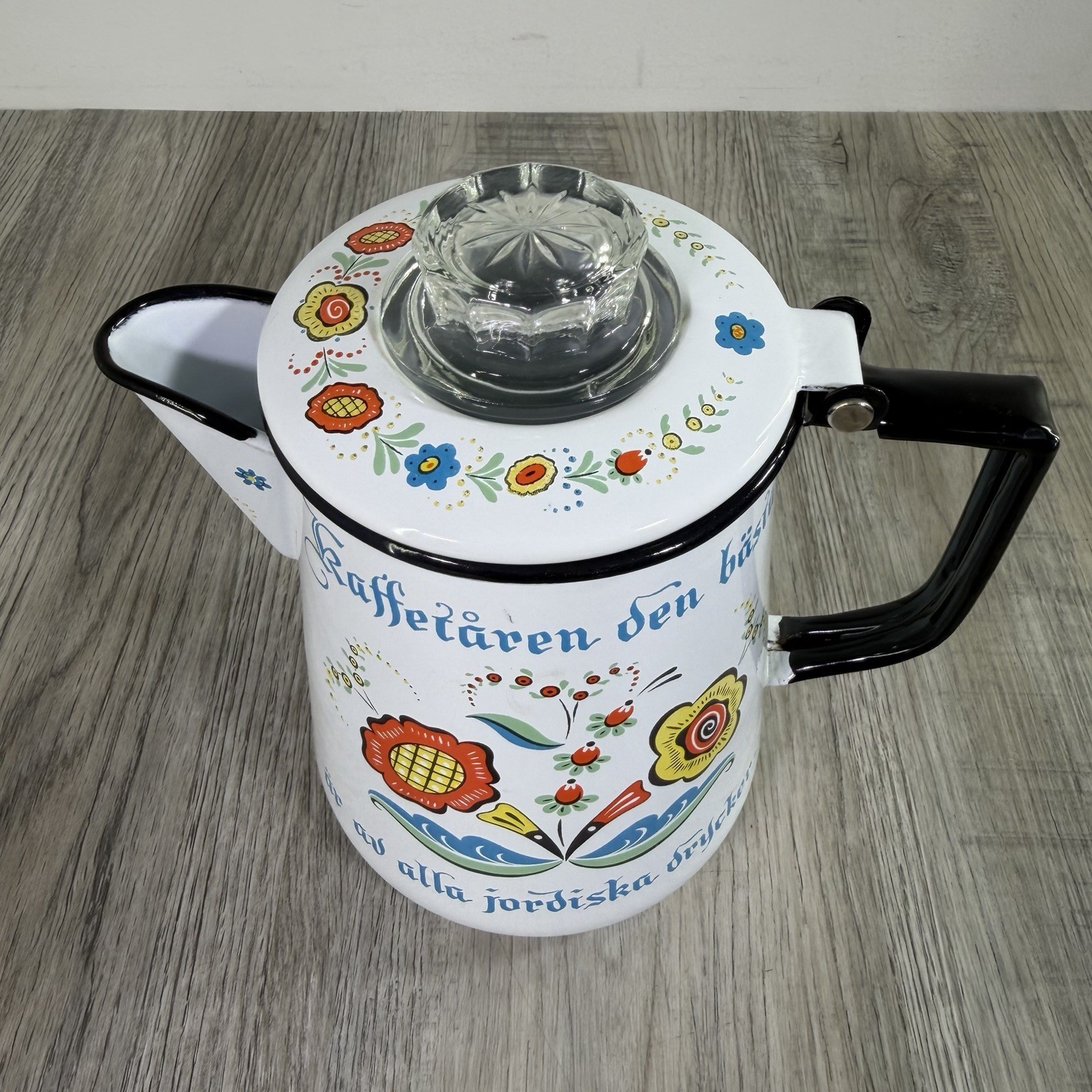 Vintage 1960’s Floral Scandinavian Swedish Berggren Enamel Coffee Pot & 2 Plates