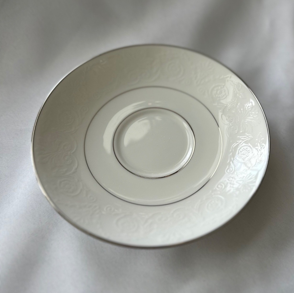 Lenox Artemis Tea Saucer White Bone China Embossed Floral Pattern Elegant Dining
