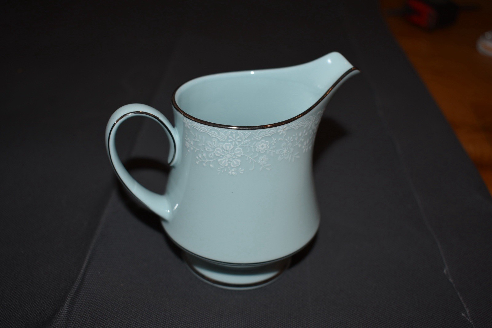 Noritake Fidelity 8003 W81 Porcelain Dinner Set Light Blue Service for 12, 91pc