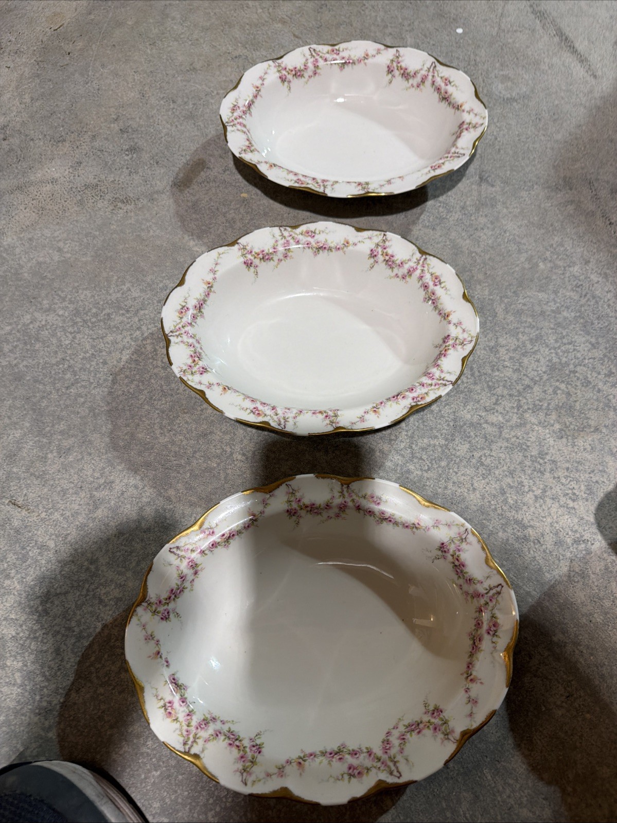 Theodore Haviland New York VARENNE 9.75″ Oval Serving Bowl Set Of 3