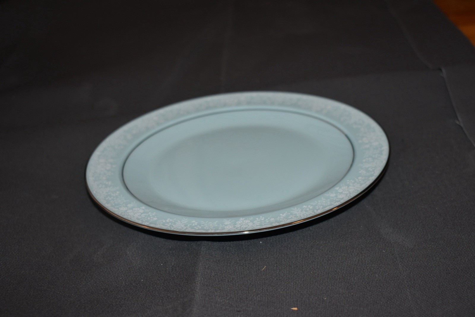 Noritake Fidelity 8003 W81 Porcelain Dinner Set Light Blue Service for 12, 91pc