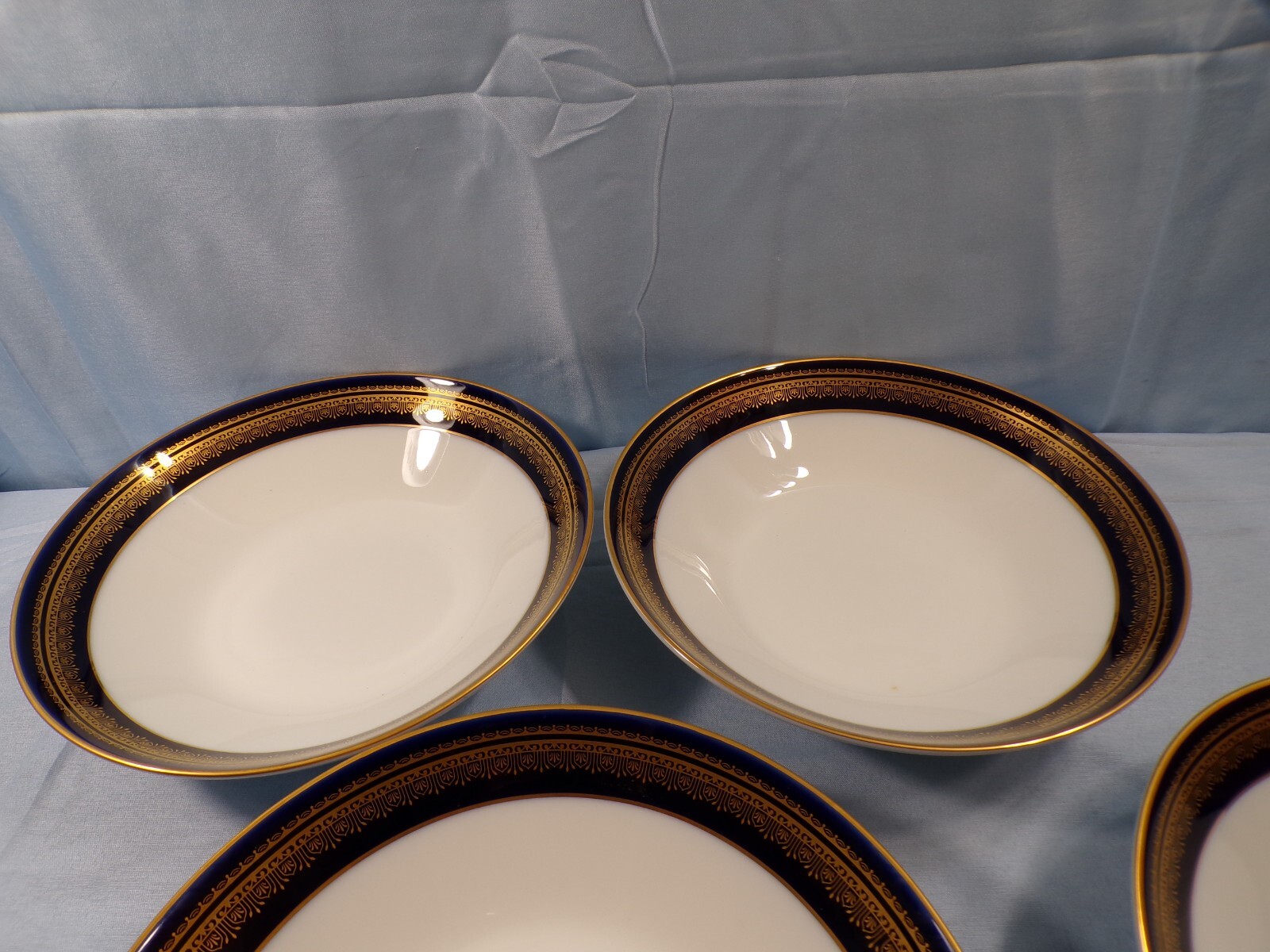 Set of 4 Noritake Legacy Vienna Pattern Coupe Soup Bowls