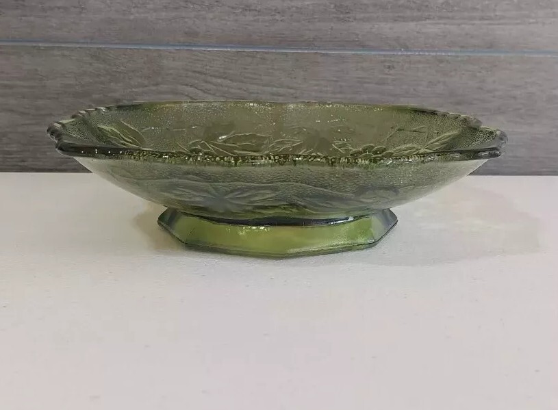 Anchor Hocking Olive Green Grape Harvest Patterned Pitcher & Squared Plate #372