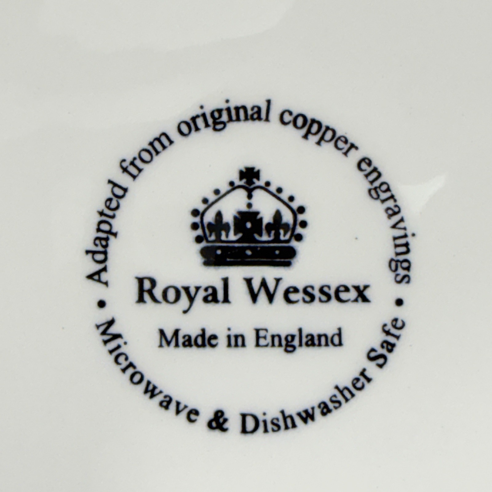 Royal Wessex Halloween Potions 10-1/8in Dinner Plates Eyeballs Cauldron Set of 2
