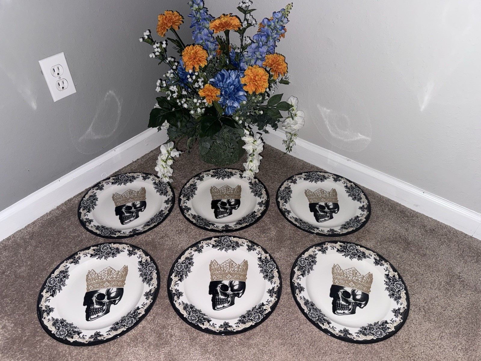 Set/6 Royal Stafford England Halloween Royal Skeleton W/ Crown 11″ Dinner Plates