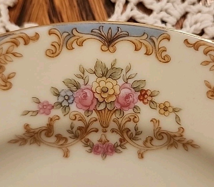 VINTAGE NORITAKE (N47) SET OF 2 BREAD PLATES. CIRCA 1940’S