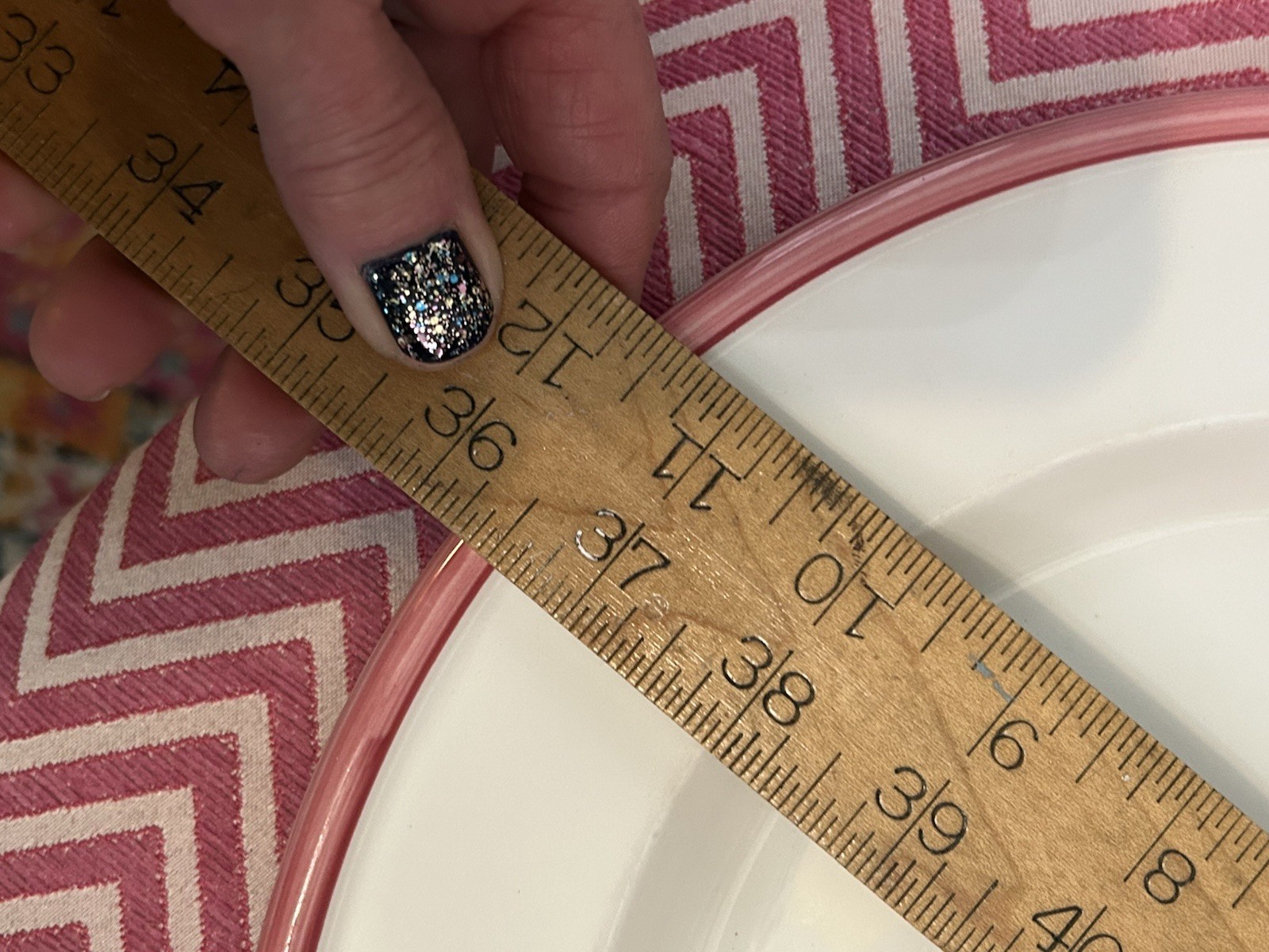 HABITAT Kristina Platter/Chop = White/Pink Rim 1980s UK Pottery @ 11-3/4 Inches
