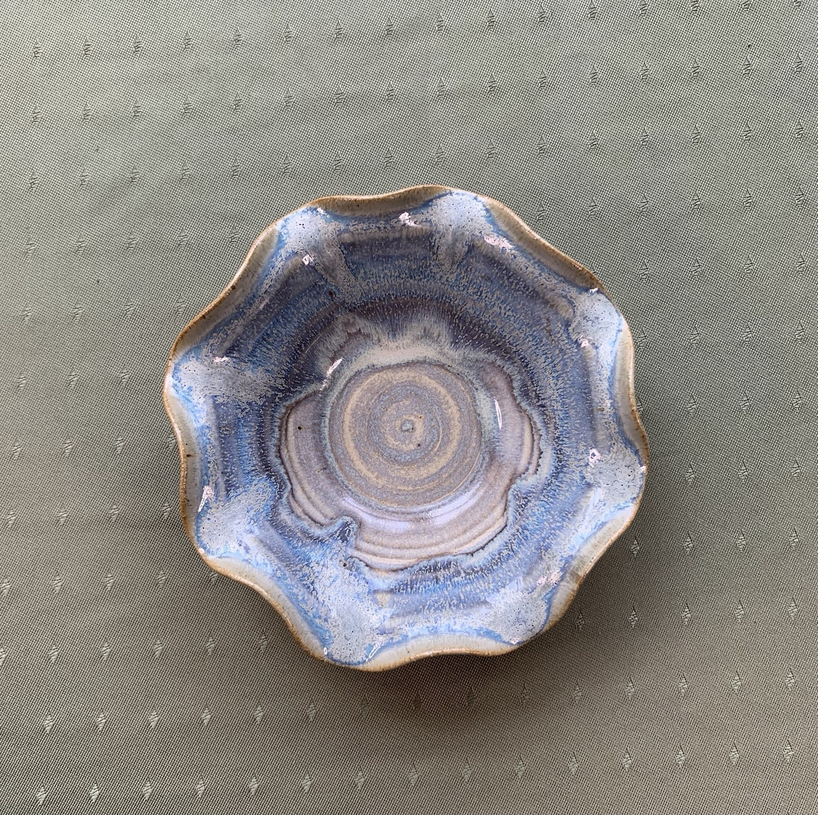 North Carolina Black Mountain Pottery Handmade Blue Glazed Bowl W/Scalloped Rim