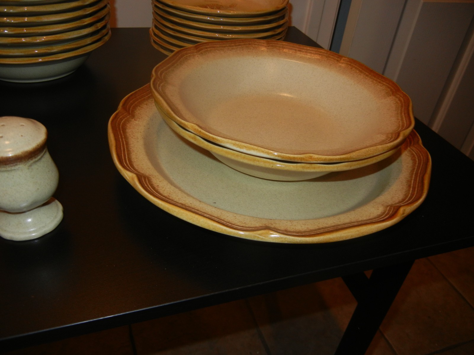 Vintage MIKASA Whole Wheat E8000 Stoneware Dinnerware Set, 35 pieces – PRISTINE!
