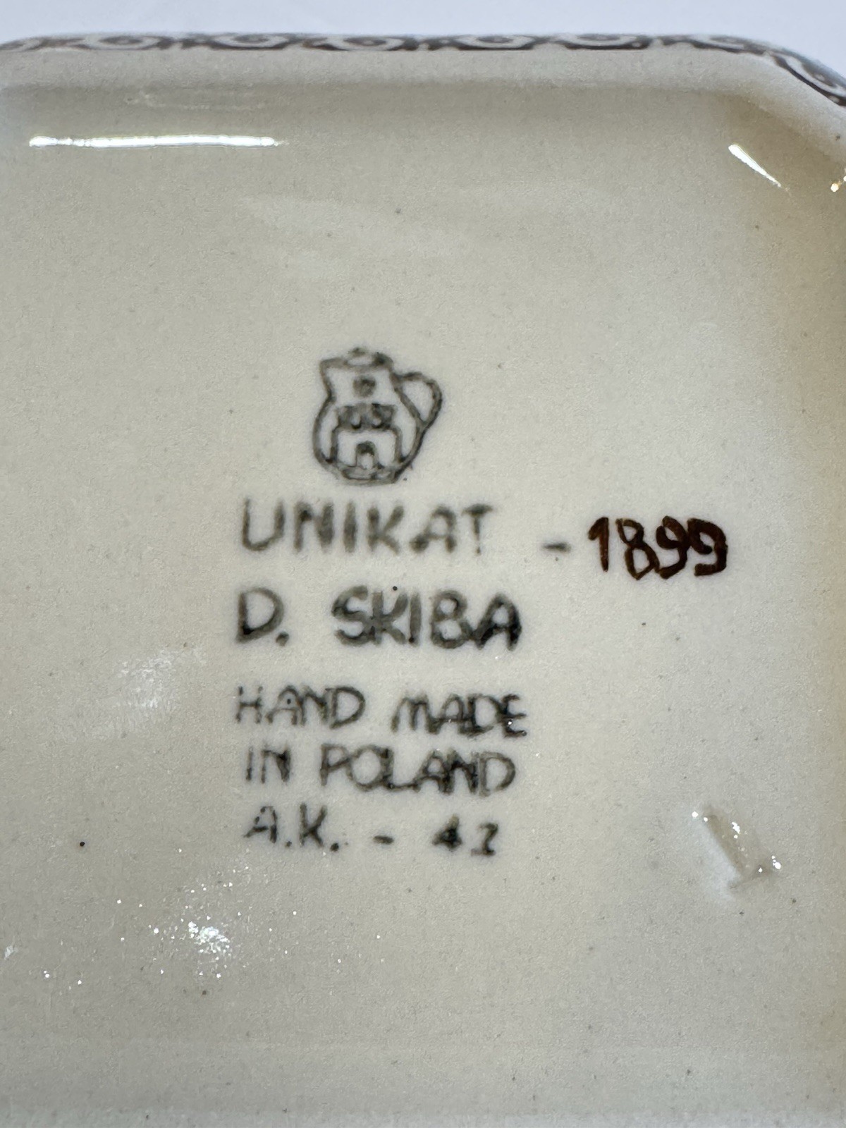 Unikat 1899 Poland Pottery Square Bowl Dish Seashell Waves 5″ D Skiba Hand Made