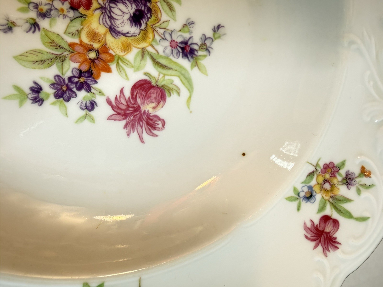 Set of 6 Walbrzych Poland Floral Gold Rim Porcelain Soup Bowls 8.5” Vintage