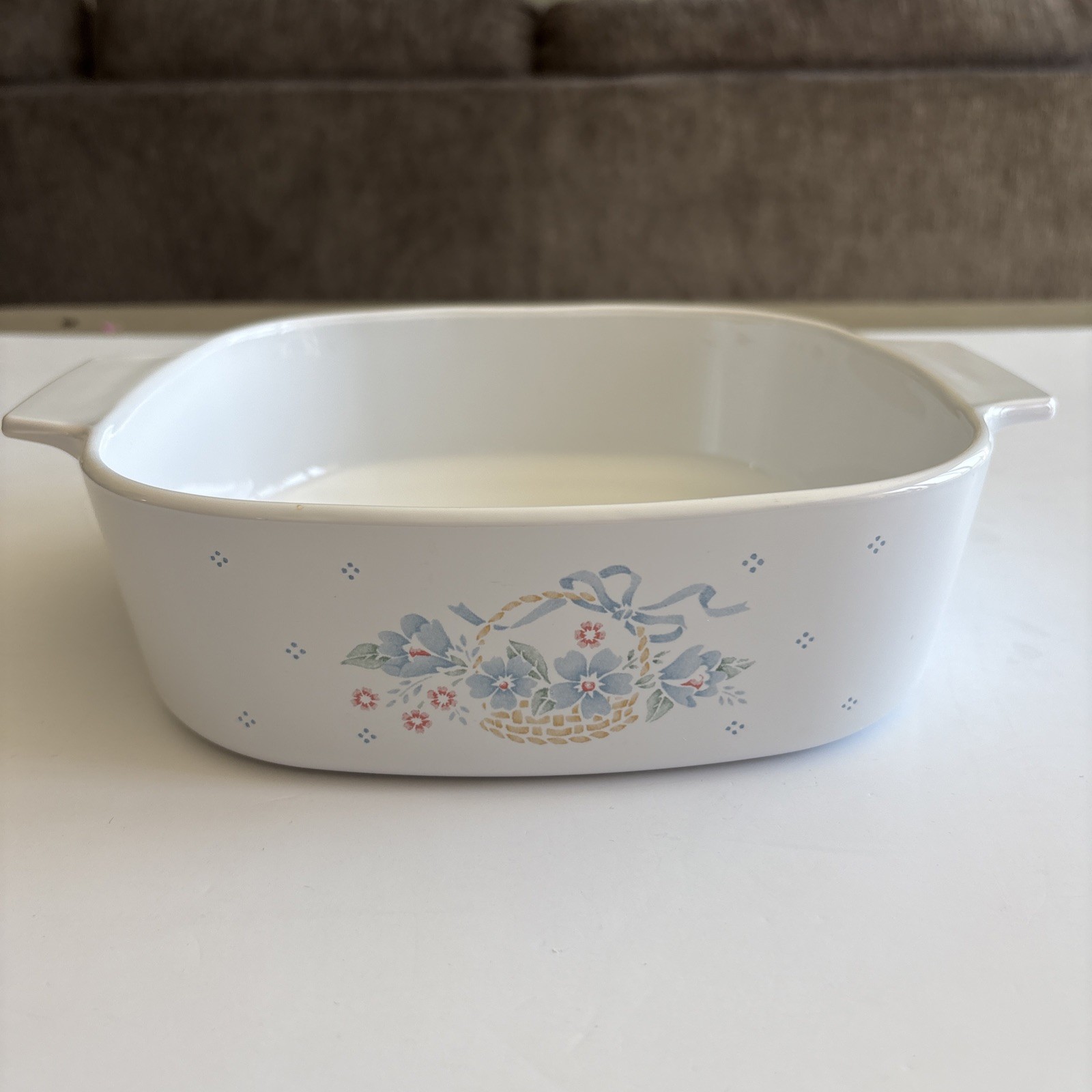 Vintage 1988-1993 Corning Ware Country Cornflower A-2-B Square Casserole. No Lid