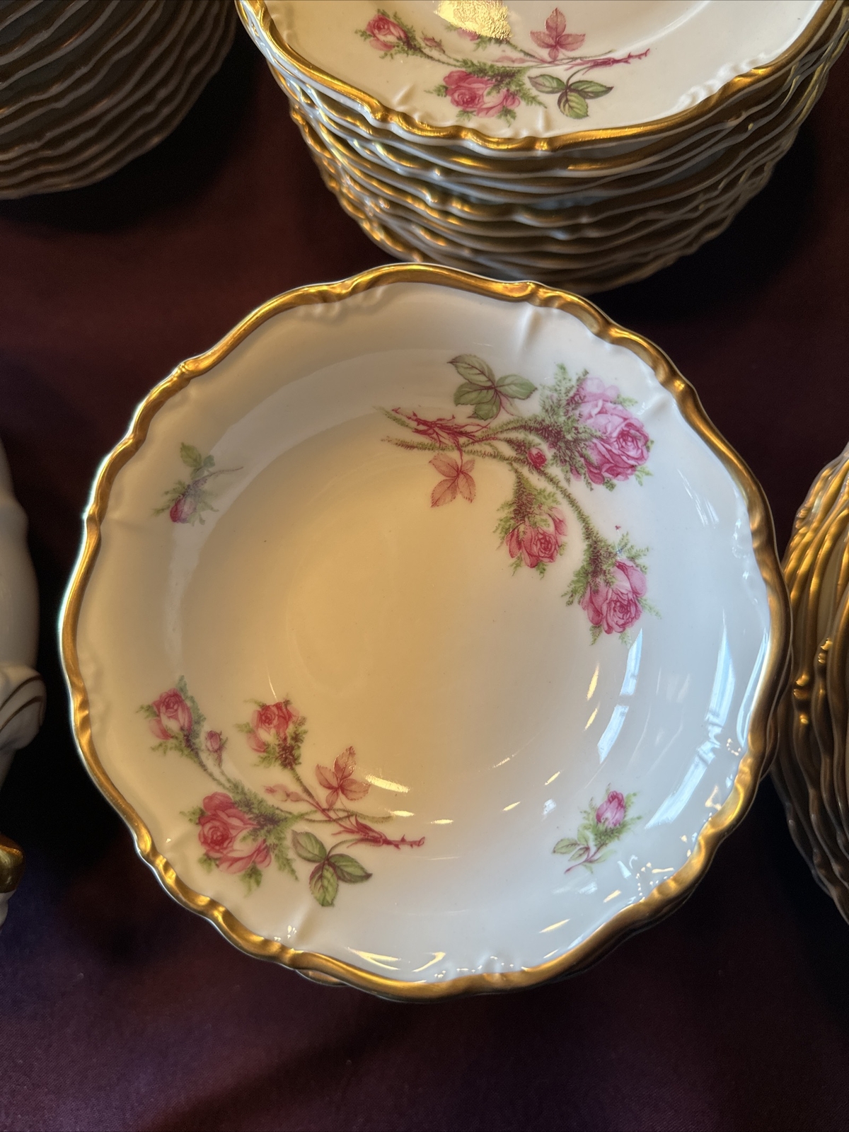 Edelstein Mary-Theresa 92 Pc Moss Rose 16703 Fine China