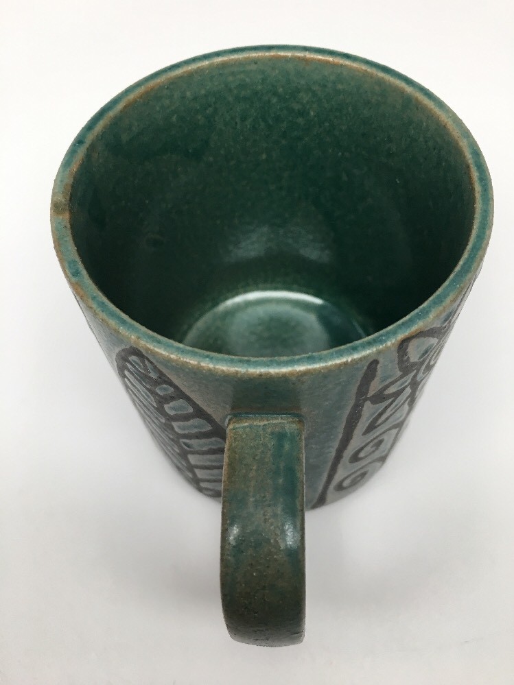 Vintage DARK GREEN STONEWARE MUG – MADE IN JAPAN – RETRO LEAVES & FLOWERS