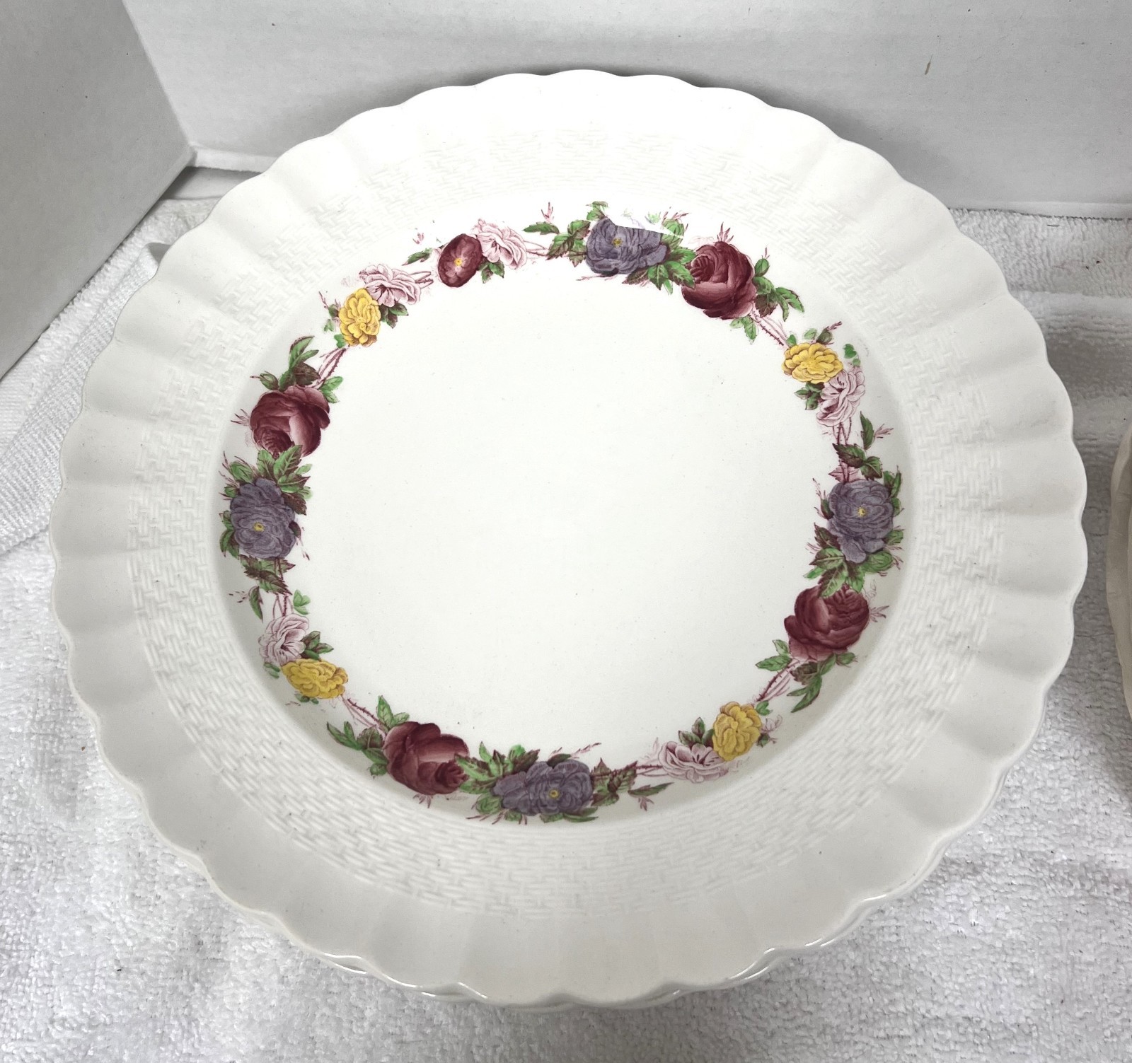 OLD Copeland Spode Rose Briar Basket Weave Rim