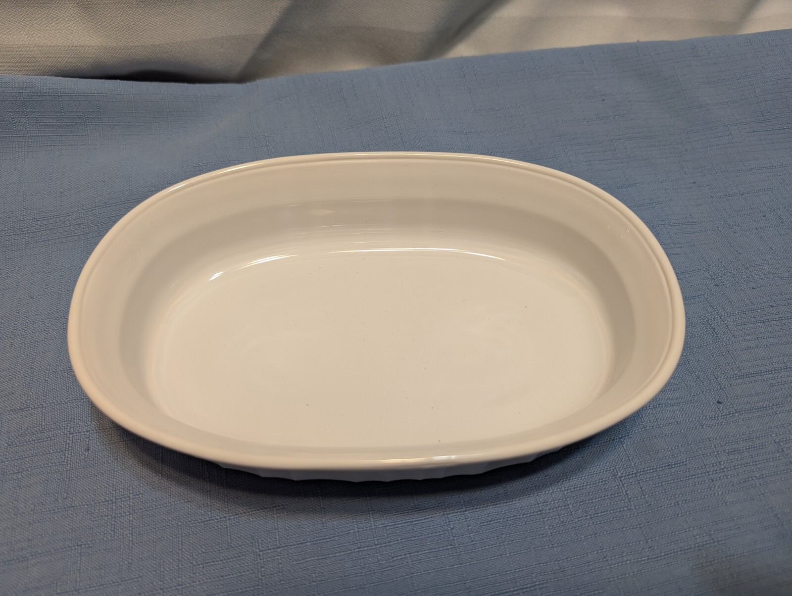 Corning Ware F-15-B French White Small Oval Casserole Baking Dish 15 oz 475 ML