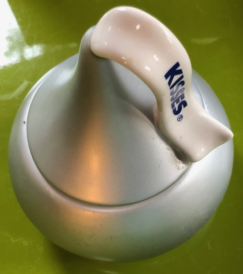 Hershey’s Kisses Silver Ceramic Candy Dish Bowl With Lid 2005
