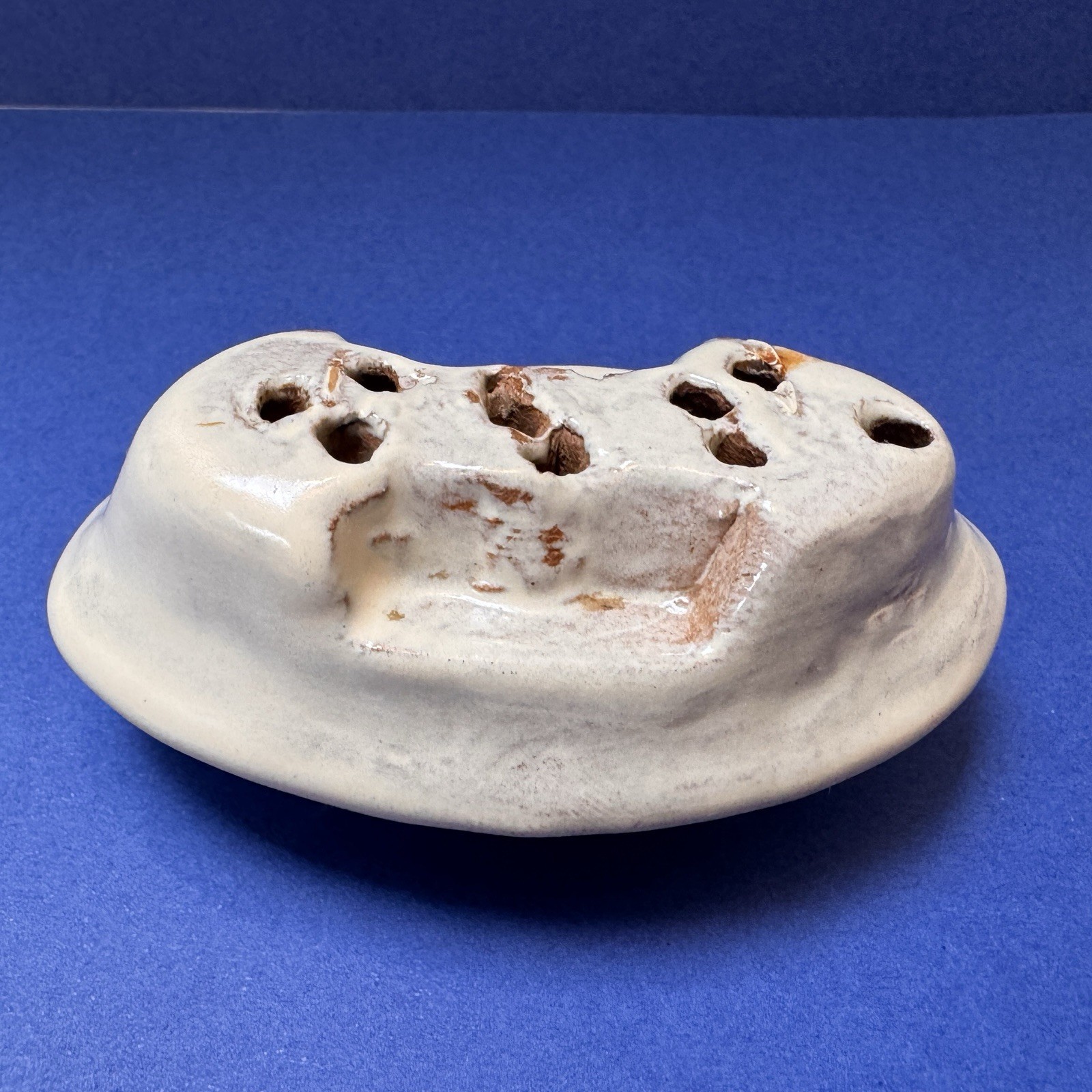 Rare Early Catalina Pottery #201 Pearly White Ivory Flower Frog Replacement 3”