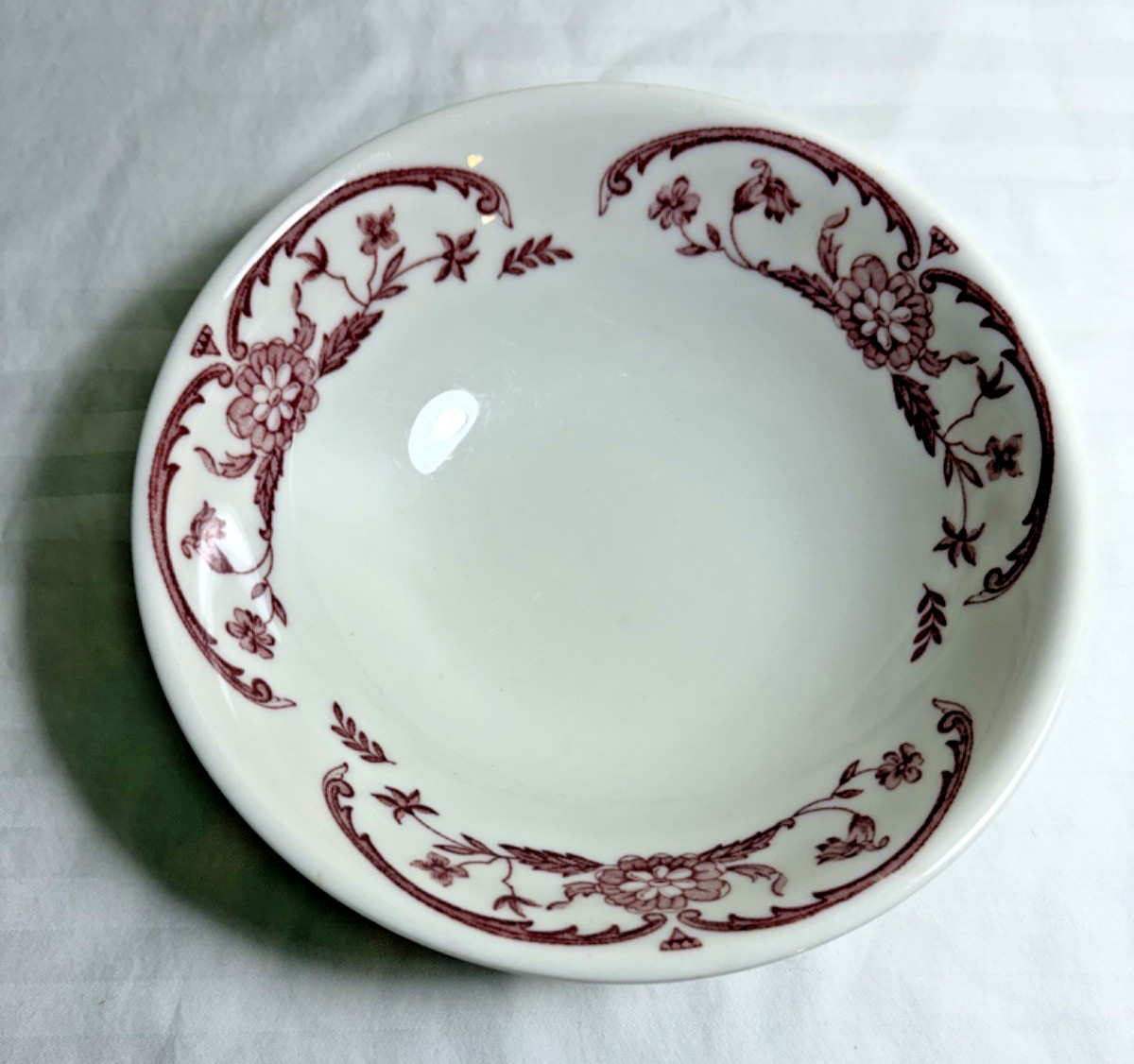 Vintage 4HH Syracuse China Old Ivory pattern bowl – maroon floral transferware