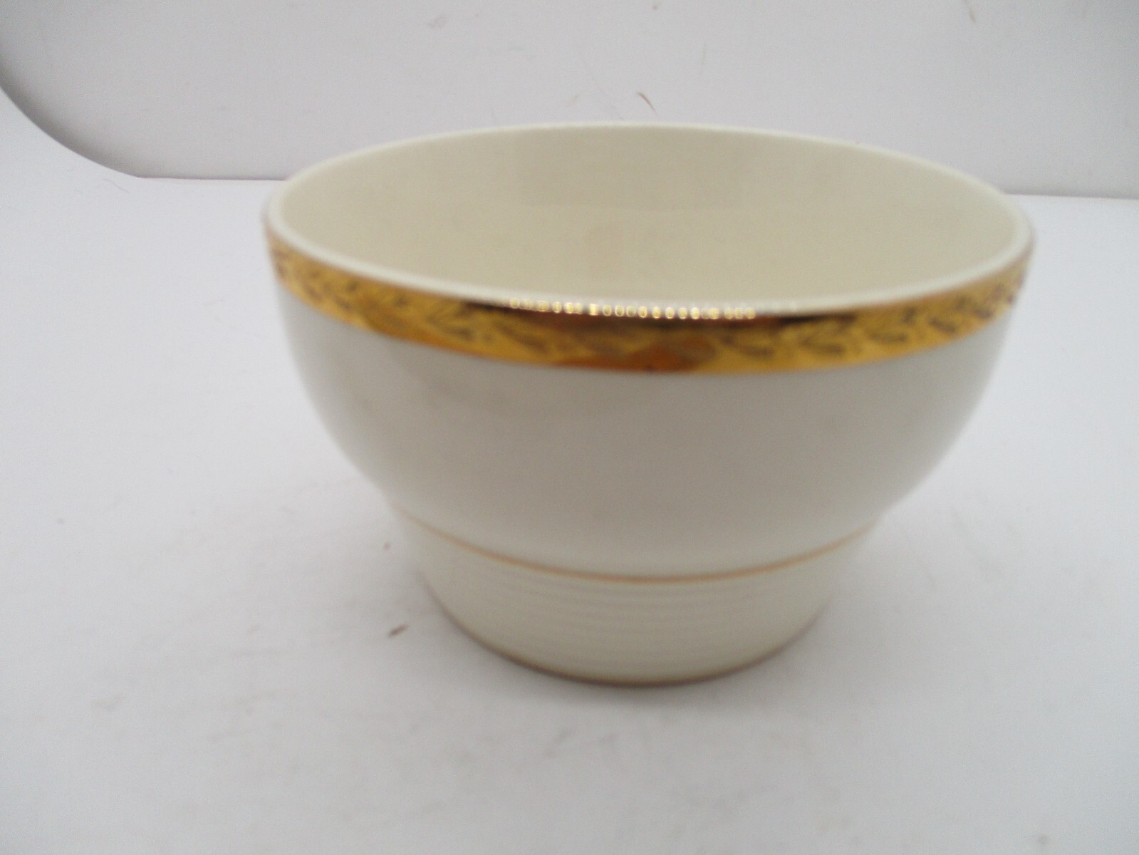Triumph American Limoges-Vermillion Rose Small Bowl Sebring Ohio 22k