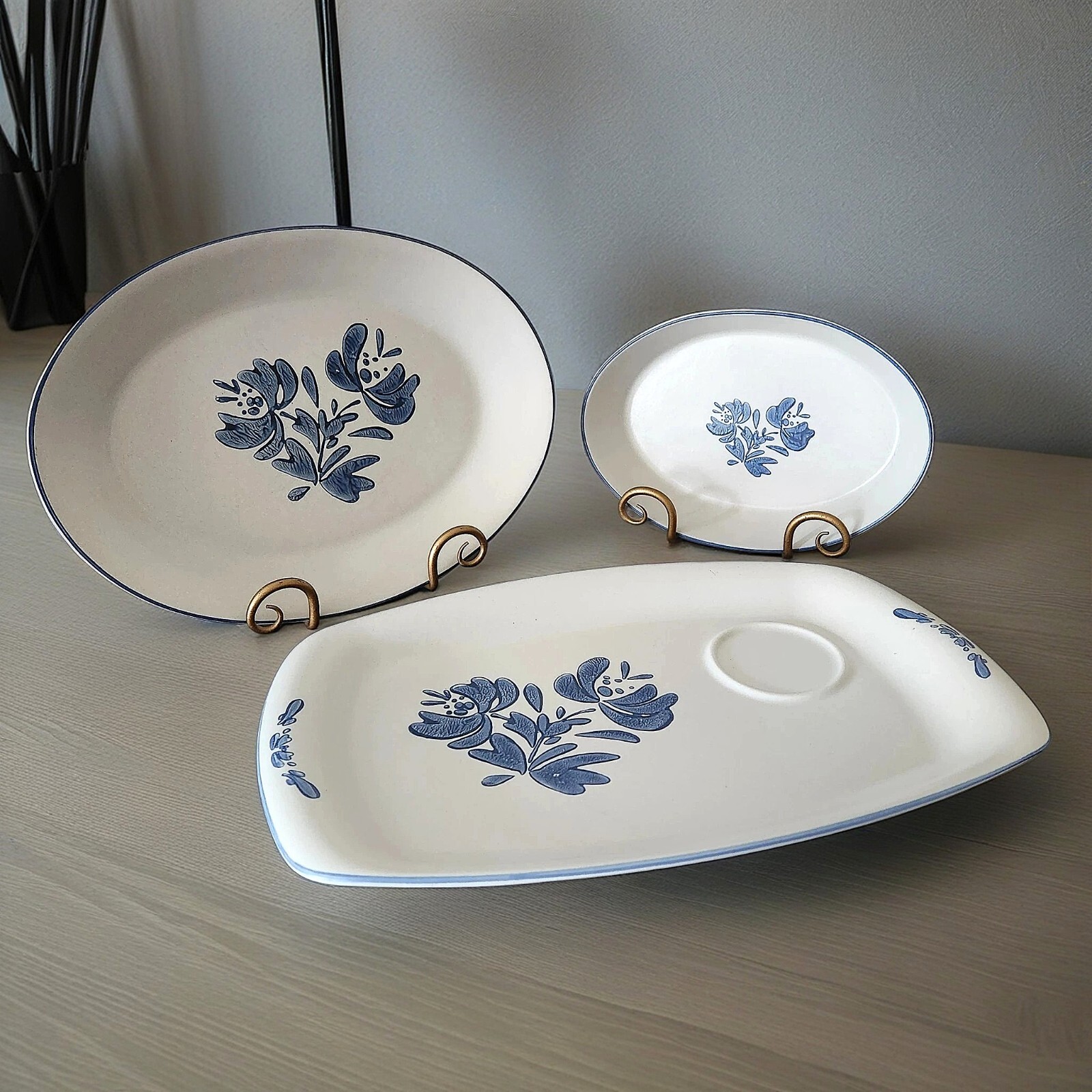 Pfaltzgraff Yorktowne 3 Serving Platters, Home Dining, Collectible Dishware