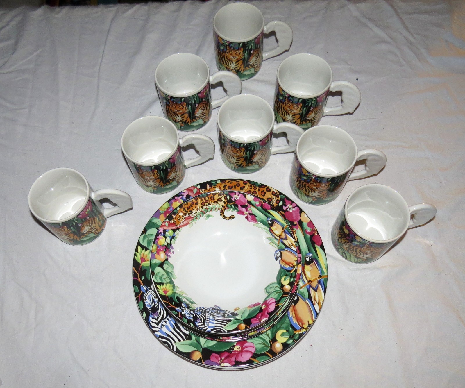 Vitromaster Rain Forest pattern by Sue Zipkin FIFTEEN pieces Plates, Bowl, Mugs