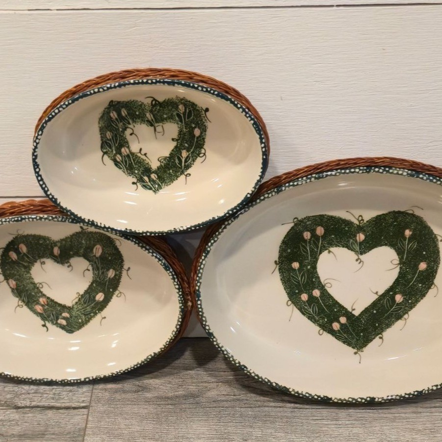 Vintage Stoneware Dishes bowls w/ wicker baskets Mossy Heart Floral art Nesting