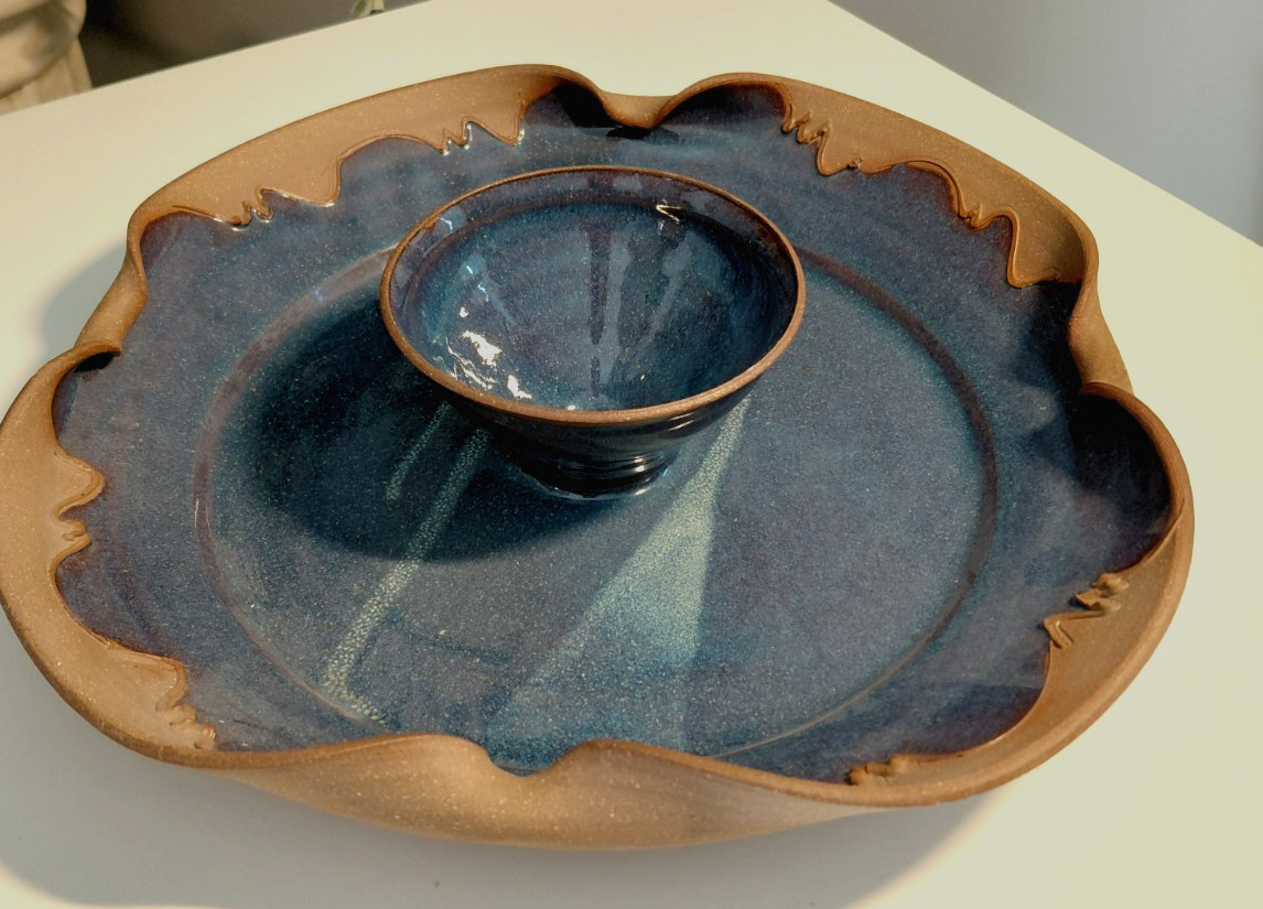 Unique 1994 Hand Thrown Pottery Chip & Dip Bowl-Signed-Unique Rim & High Quality