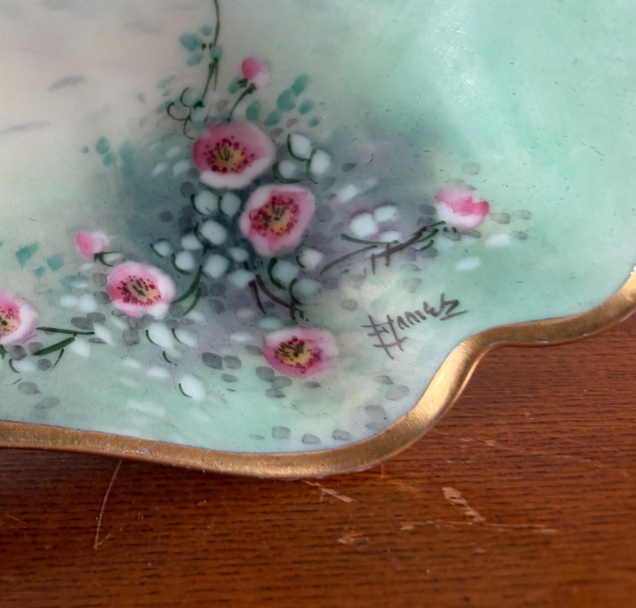 Pickard Vellum “Wildwood” Large Square Bowl Florence James