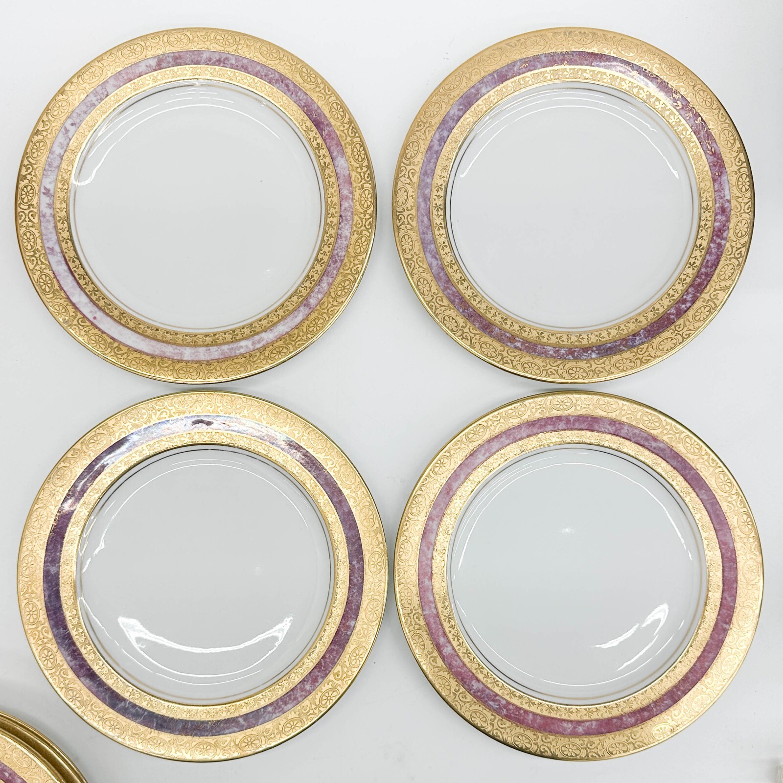8 Hutschenreuther Selb Bavaria Gilt Porcelain 7.75 in Luncheon or Dessert Plates