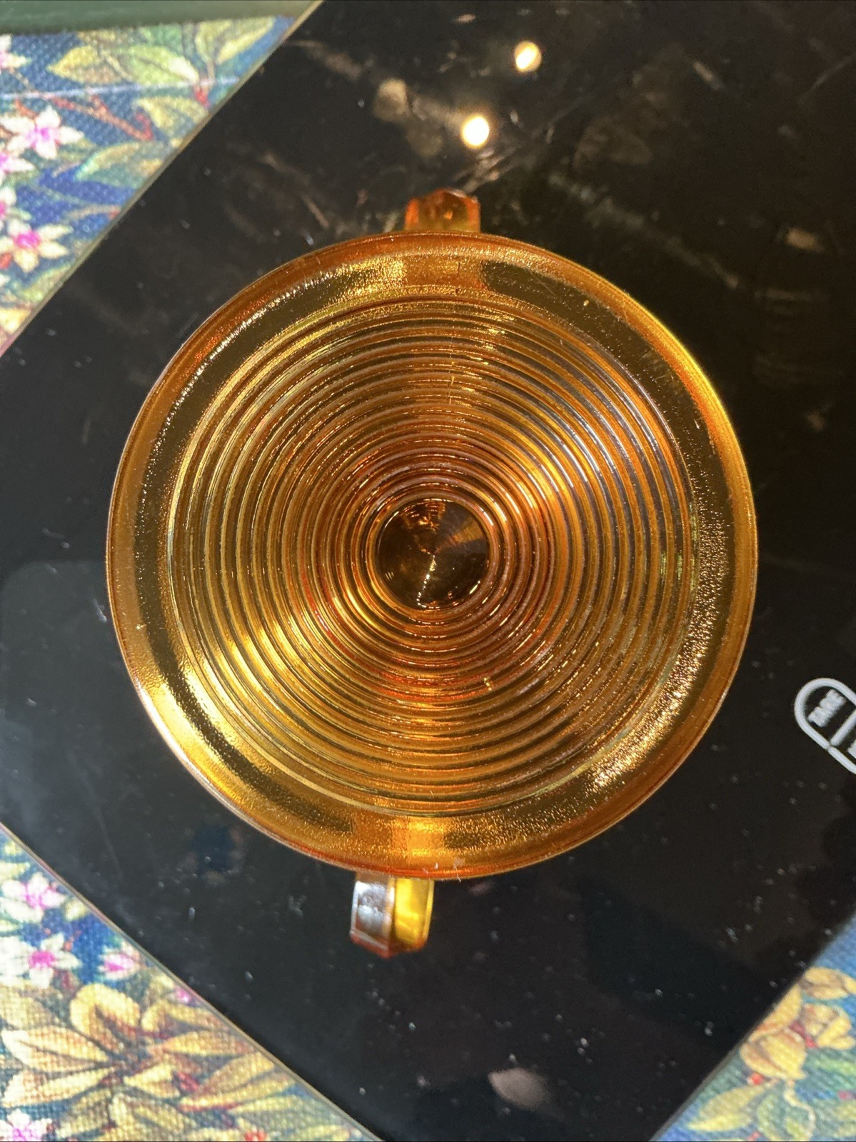 Vintage Indiana Glass Amber Old English Ribbed Candy Dish With Lid (read)