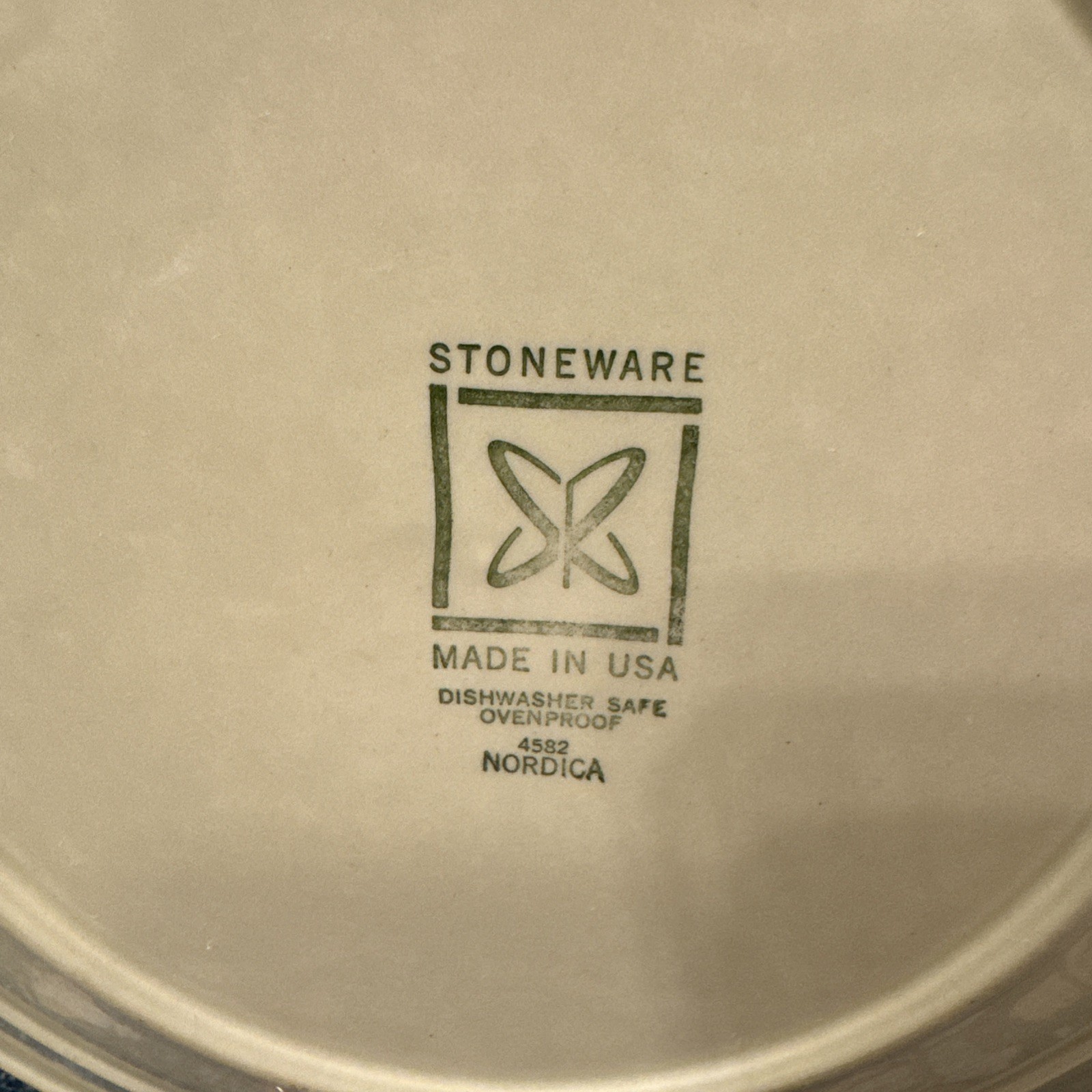 Vintage Harmony House Nordica 4582 Green Leaf 10.25″ Dinner Plate Mid Century
