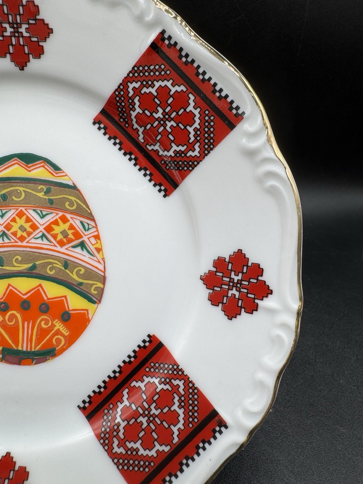 Edelstein Bavaria Maria Theresa Porcelain Bread Plate Pysanky Egg Germany 6”