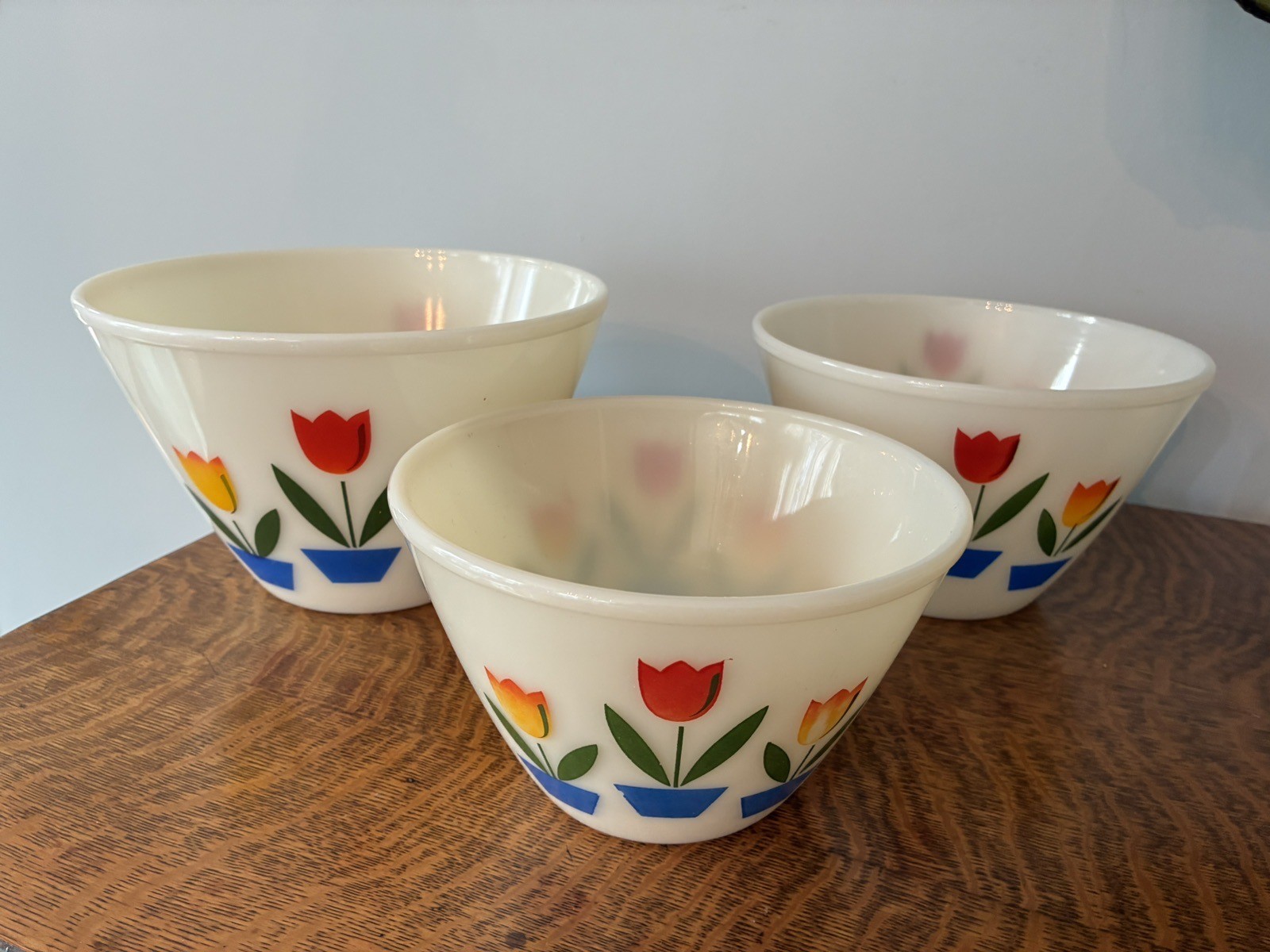 1940’s Vintage Fire King Tulip Ivory Nesting Bowls by Anchor Hocking Set of 3